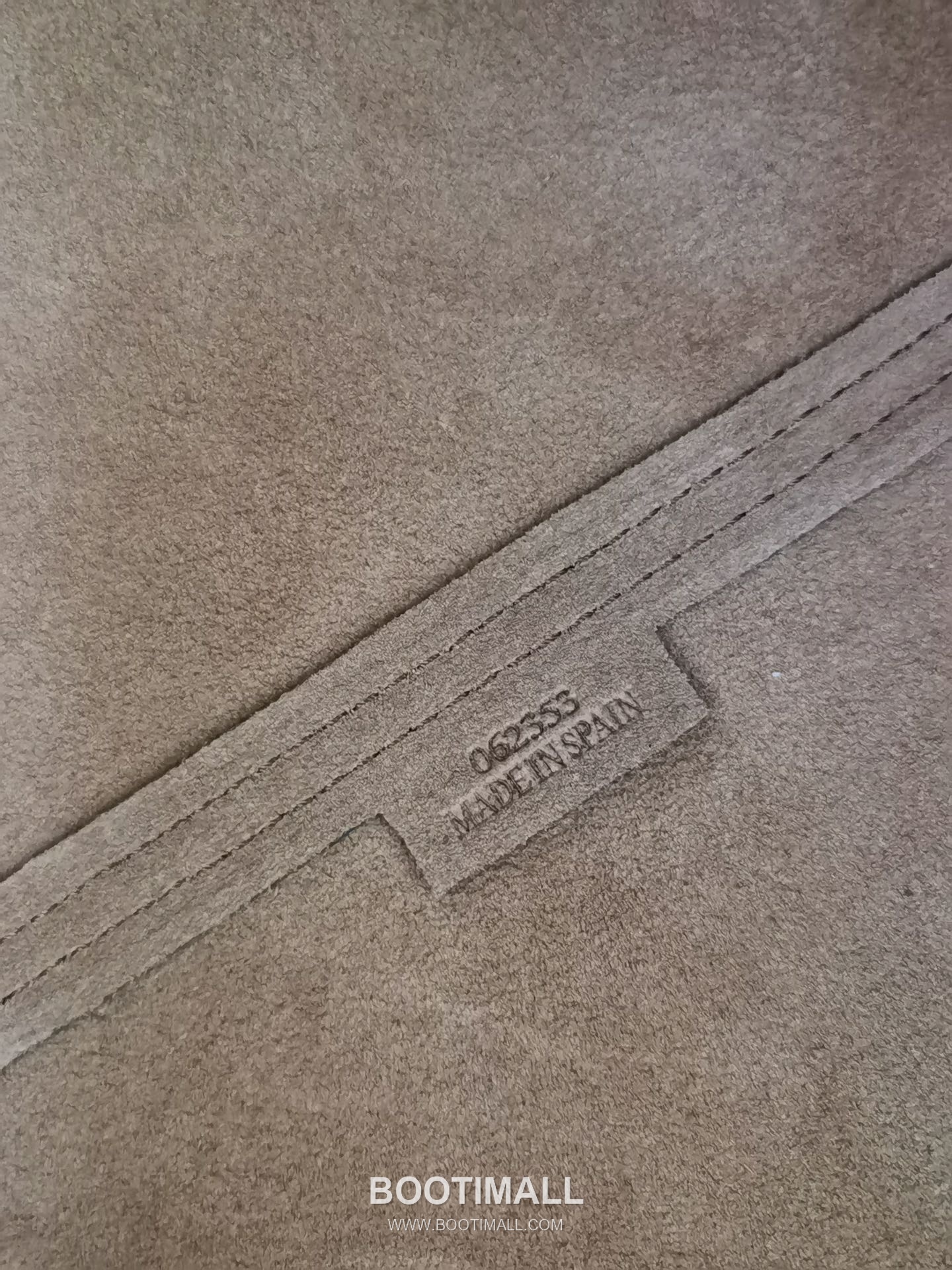 Loewe Puzzle Fold Glossy Calfskin Leather Large Tote Bag 1761 로에베 퍼즐 폴드 글로시 카프스킨 레더 라지 토트백 42cm 12