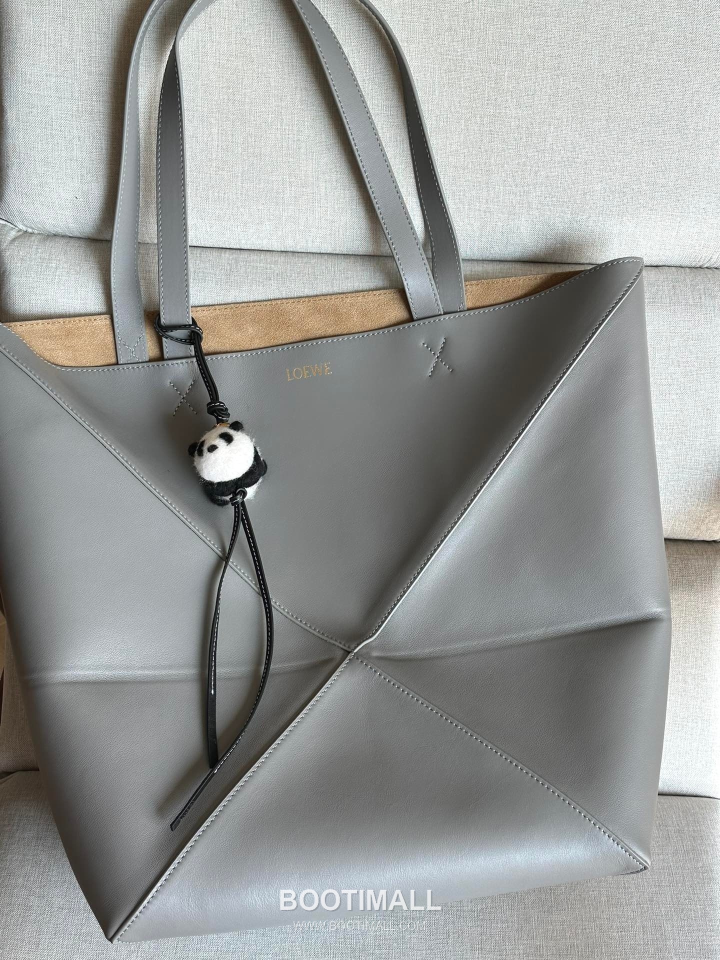 Loewe Puzzle Fold Glossy Calfskin Leather Large Tote Bag 1761 로에베 퍼즐 폴드 글로시 카프스킨 레더 라지 토트백 42cm 1