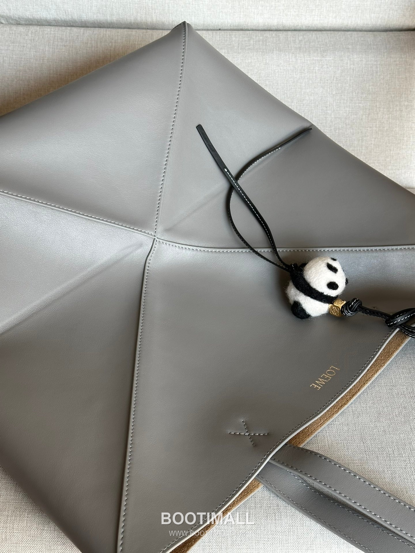 Loewe Puzzle Fold Glossy Calfskin Leather Large Tote Bag 1761 로에베 퍼즐 폴드 글로시 카프스킨 레더 라지 토트백 42cm 6