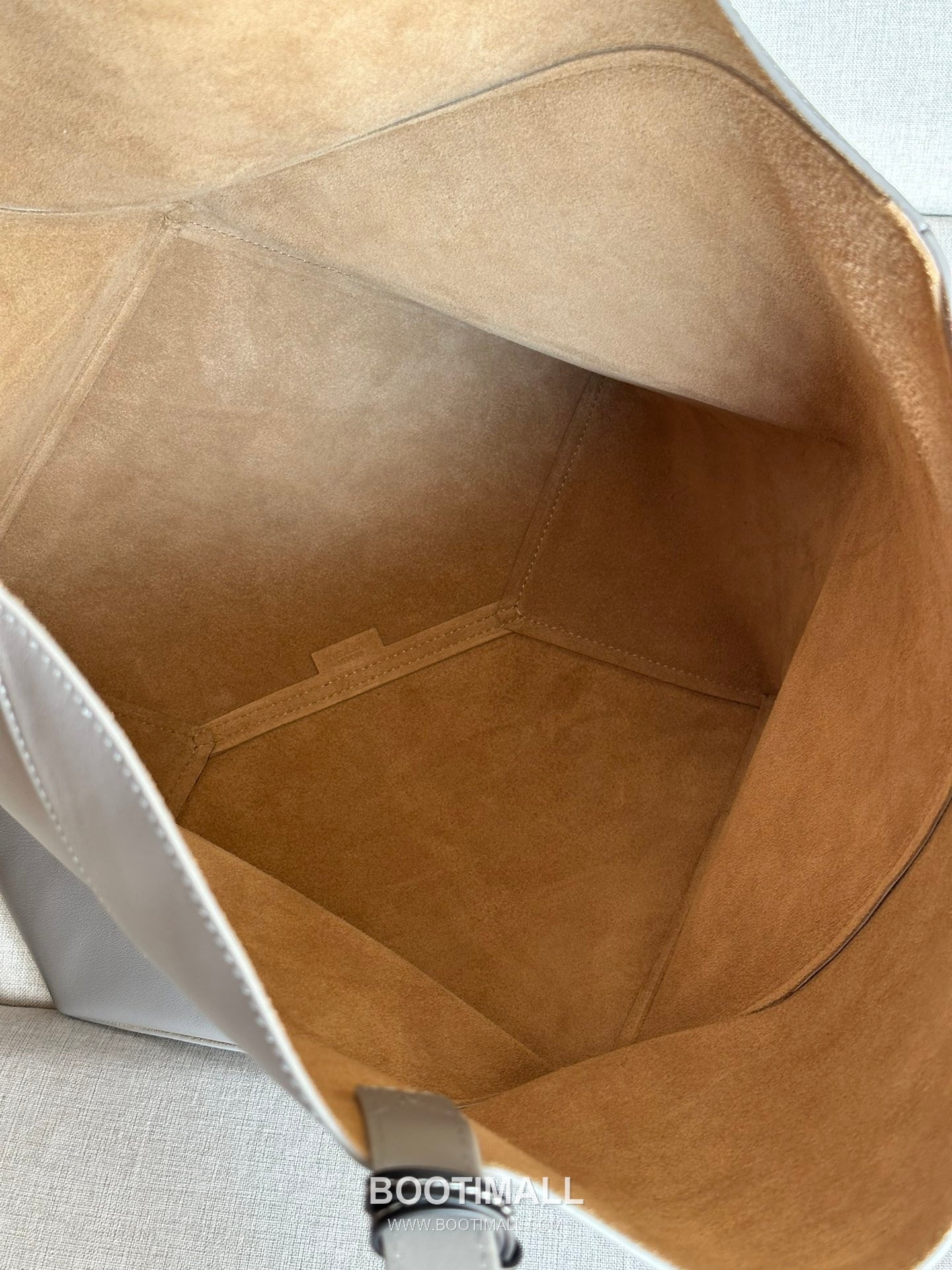 Loewe Puzzle Fold Glossy Calfskin Leather Large Tote Bag 1761 로에베 퍼즐 폴드 글로시 카프스킨 레더 라지 토트백 42cm 9