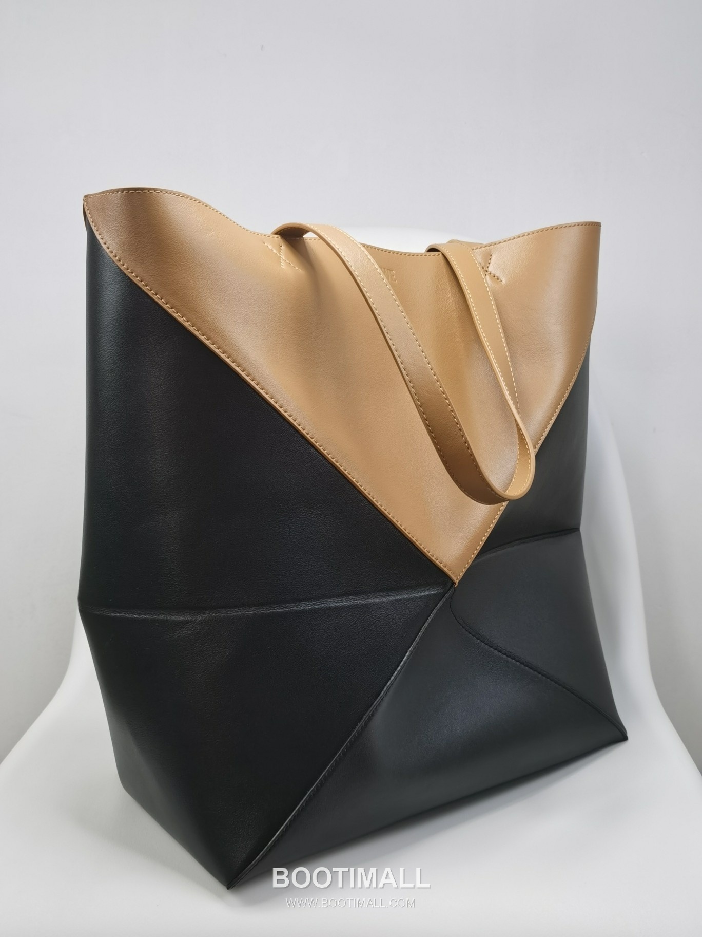 Loewe Puzzle Fold Glossy Calfskin Leather Large Tote Bag 1761 로에베 퍼즐 폴드 글로시 카프스킨 레더 라지 토트백 42cm 2