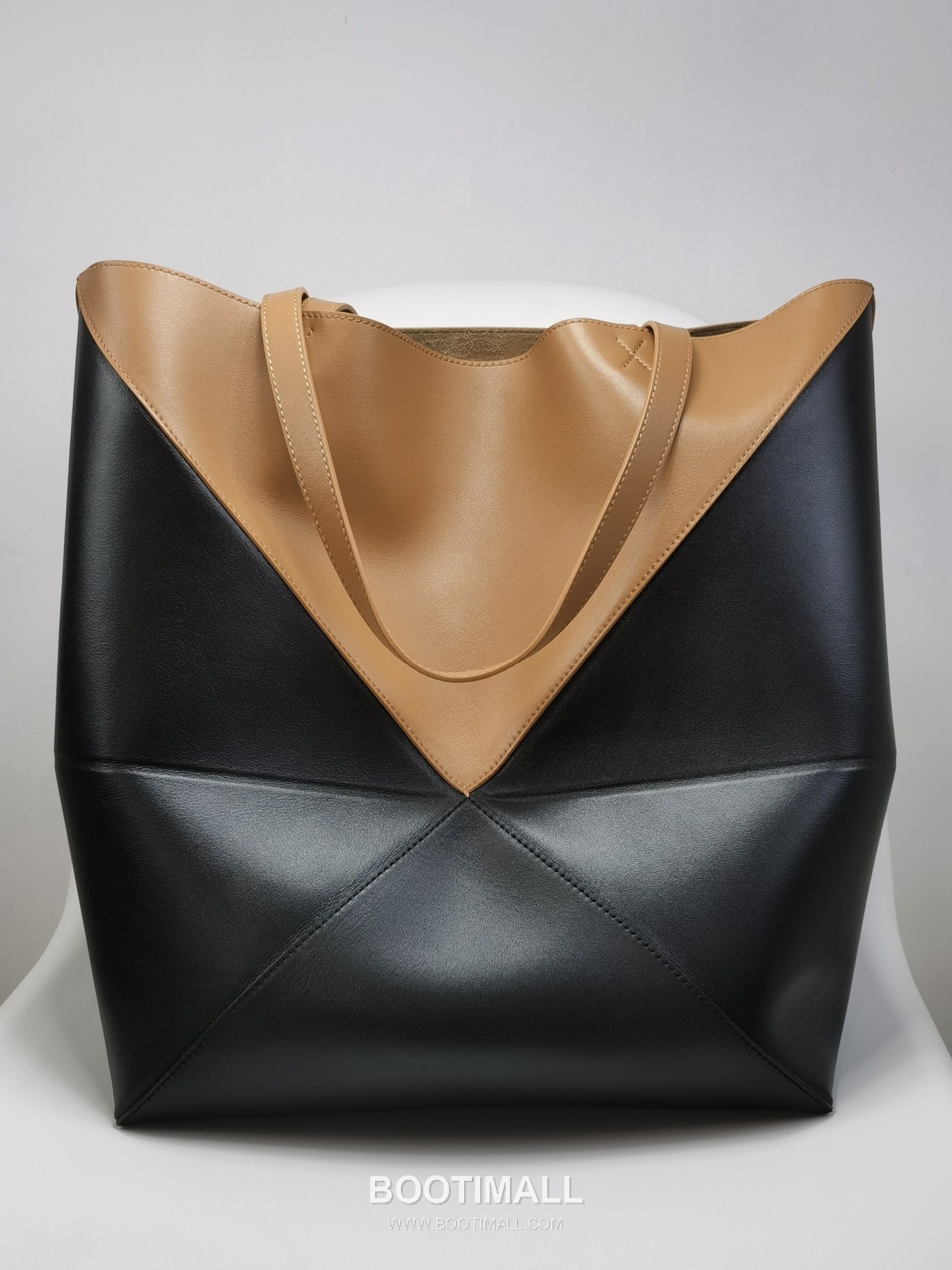 Loewe Puzzle Fold Glossy Calfskin Leather Large Tote Bag 1761 로에베 퍼즐 폴드 글로시 카프스킨 레더 라지 토트백 42cm 3