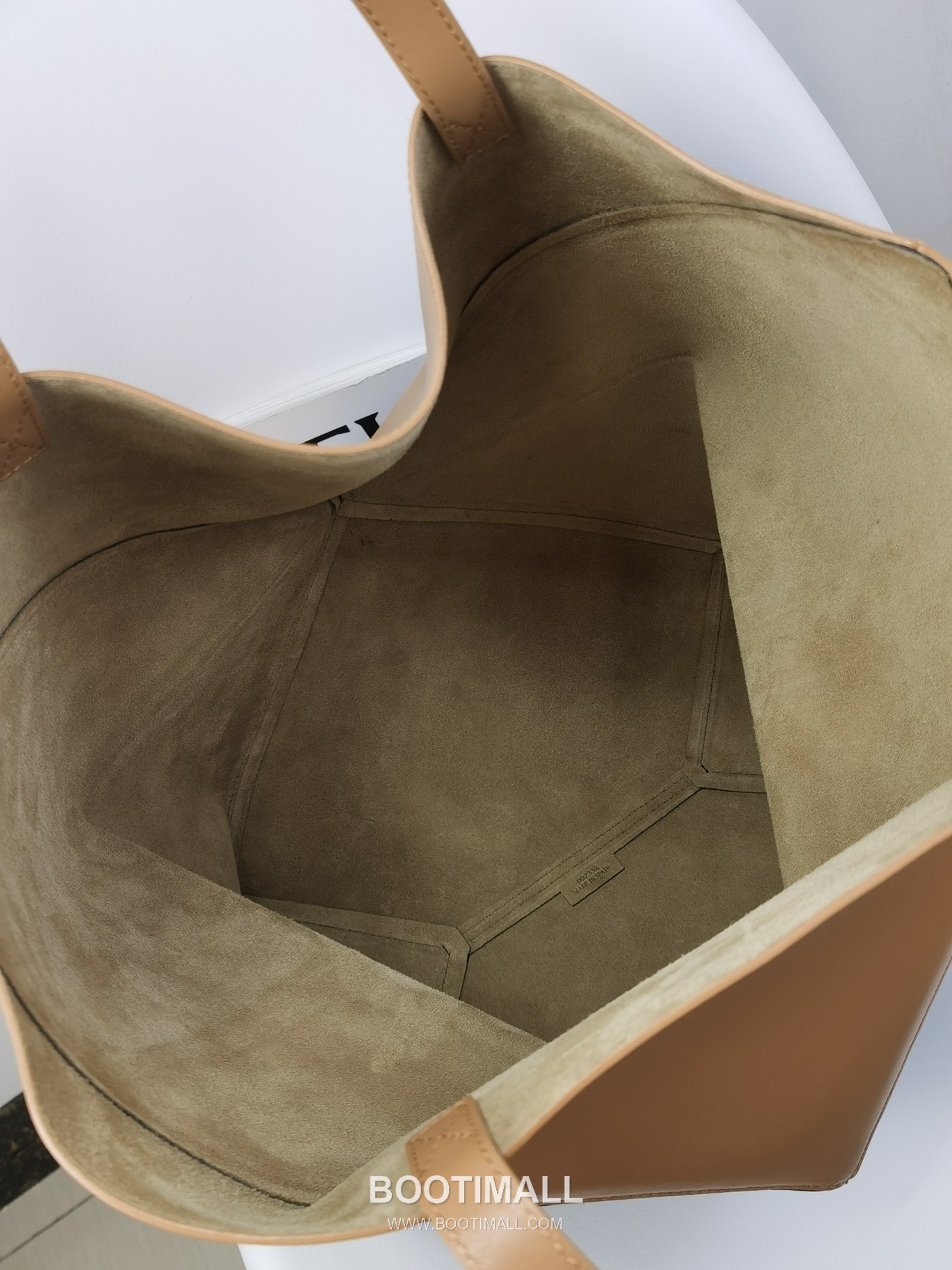 Loewe Puzzle Fold Glossy Calfskin Leather Large Tote Bag 1761 로에베 퍼즐 폴드 글로시 카프스킨 레더 라지 토트백 42cm 6