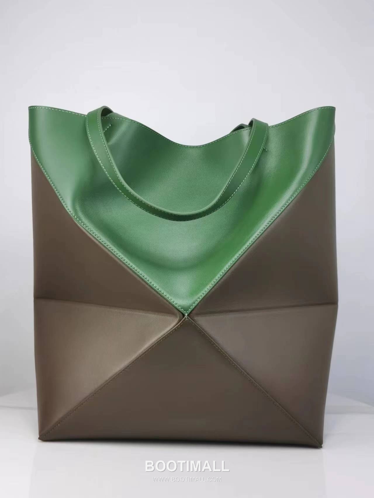 Loewe Puzzle Fold Glossy Calfskin Leather Large Tote Bag 1761 로에베 퍼즐 폴드 글로시 카프스킨 레더 라지 토트백 42cm 3