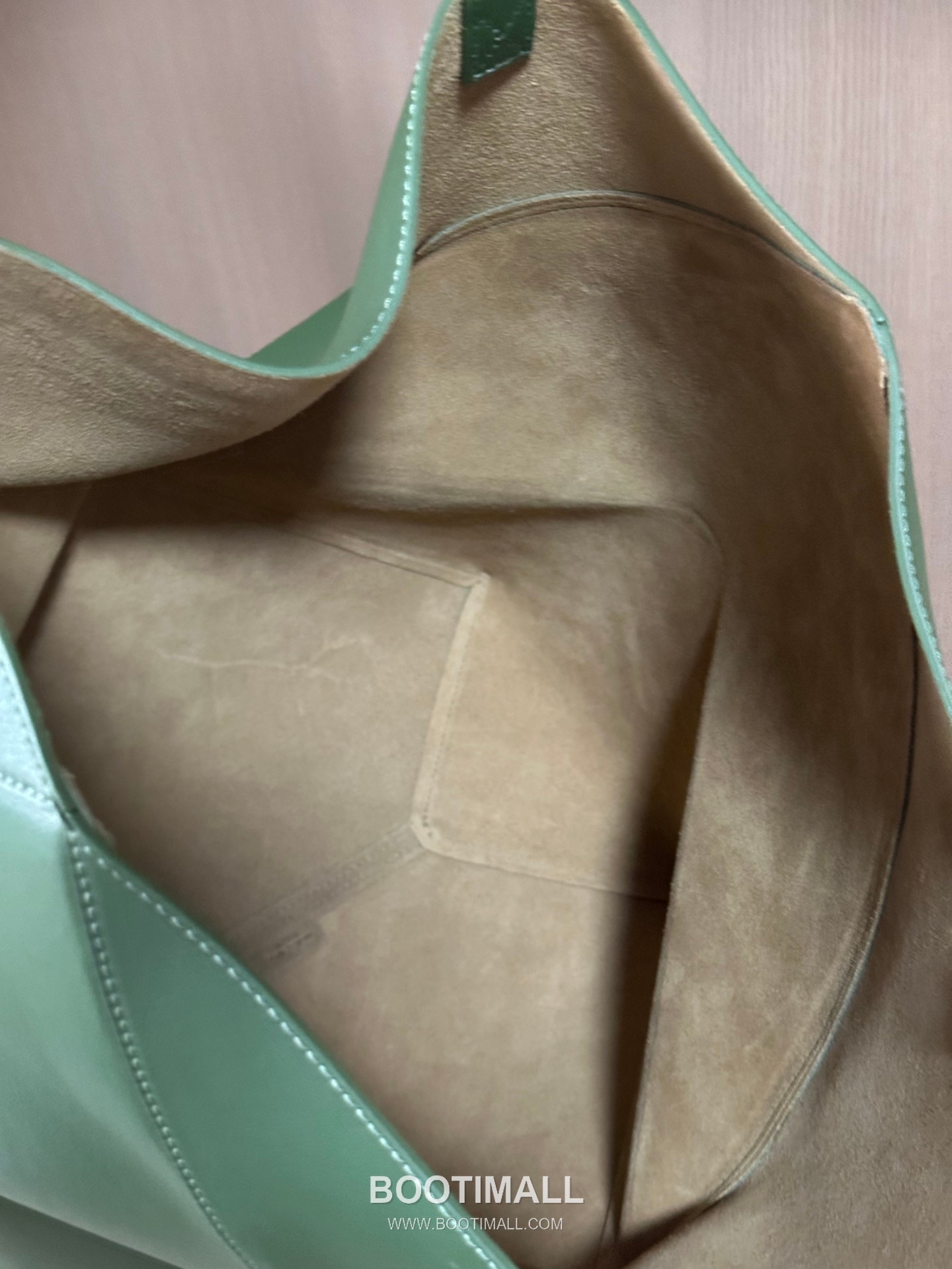 Loewe Puzzle Fold Glossy Calfskin Leather Large Tote Bag 1761 로에베 퍼즐 폴드 글로시 카프스킨 레더 라지 토트백 42cm 8