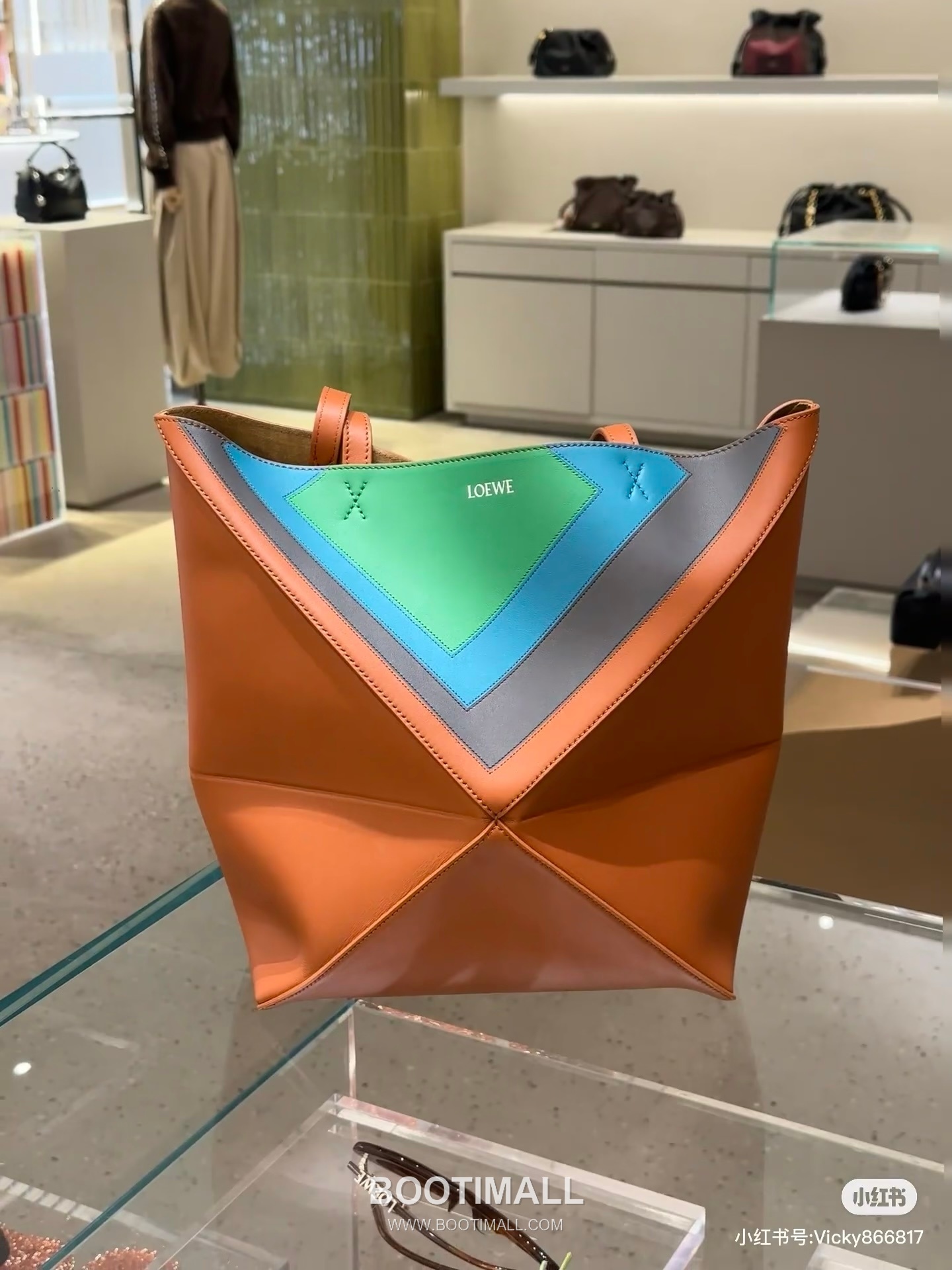 Loewe Puzzle Fold Josef Albers Leather Tote Bag 1762-1 로에베 퍼즐 폴드 요제프 알버스 레더 토트백 31cm 4