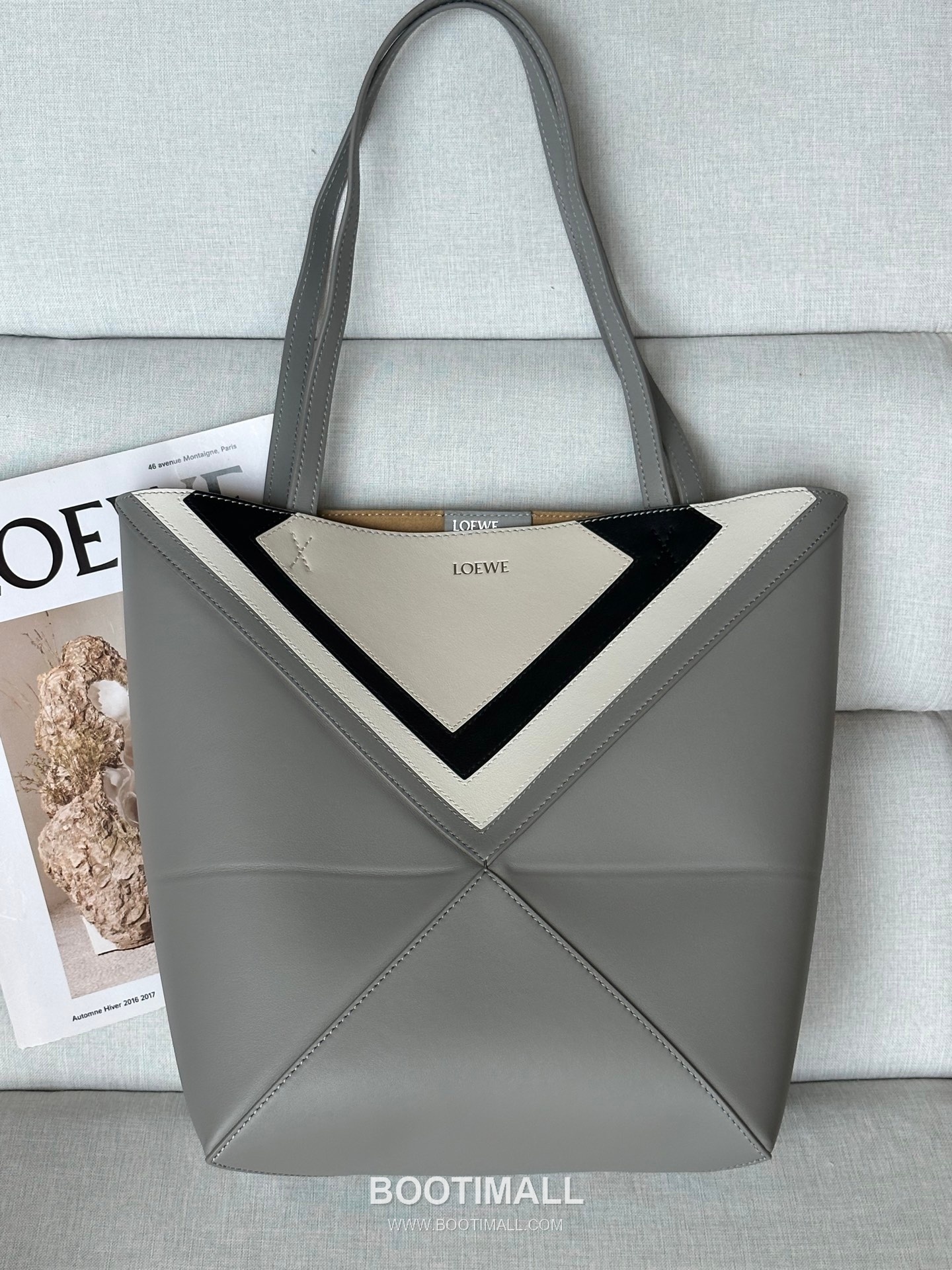 Loewe Puzzle Fold Josef Albers Leather Tote Bag 1762-1 로에베 퍼즐 폴드 요제프 알버스 레더 토트백 31cm 10