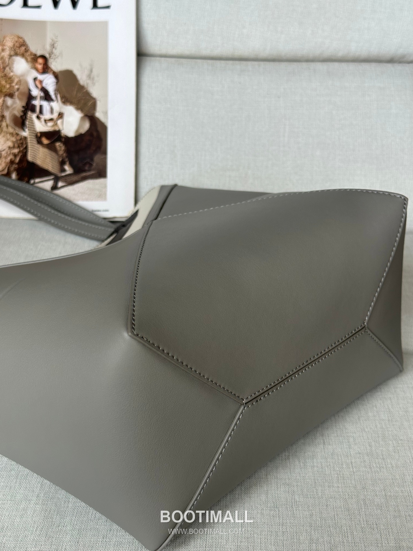 Loewe Puzzle Fold Josef Albers Leather Tote Bag 1762-1 로에베 퍼즐 폴드 요제프 알버스 레더 토트백 31cm 14