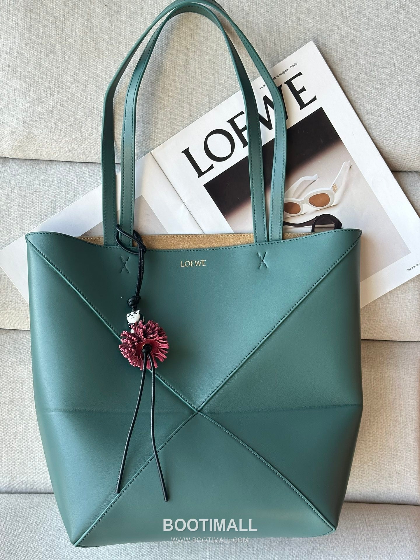 Loewe Puzzle Fold Glossy Calfskin Leather Small Tote Bag 1762 로에베 퍼즐 폴드 글로시 카프스킨 스몰 토트백 31.5cm 5