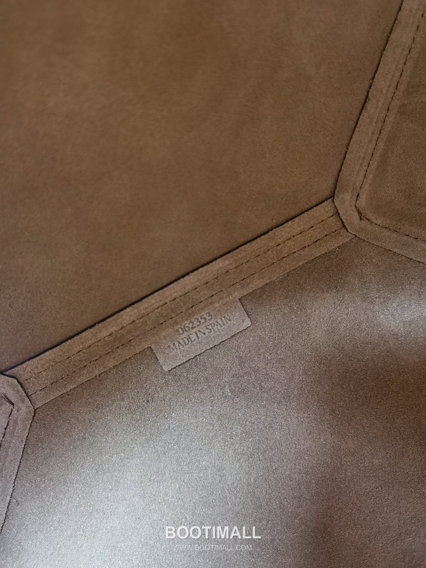 Loewe Puzzle Fold Glossy Calfskin Leather Small Tote Bag 1762 로에베 퍼즐 폴드 글로시 카프스킨 스몰 토트백 31.5cm 9