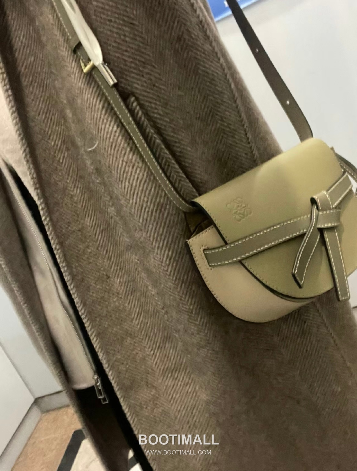 Loewe Mini Gate Dual Calfskin Leather Shoulder Bag 품번 확인 필요 로에베 미니 게이트 듀얼 카프스킨 숄더 크로스백 21cm 21