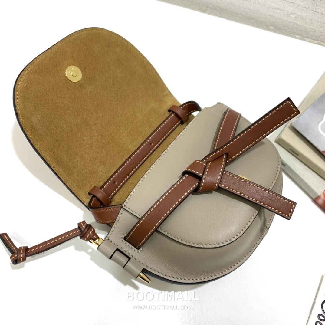 Loewe Mini Gate Dual Calfskin Leather Shoulder Bag 품번 확인 필요 로에베 미니 게이트 듀얼 카프스킨 숄더 크로스백 21cm 17