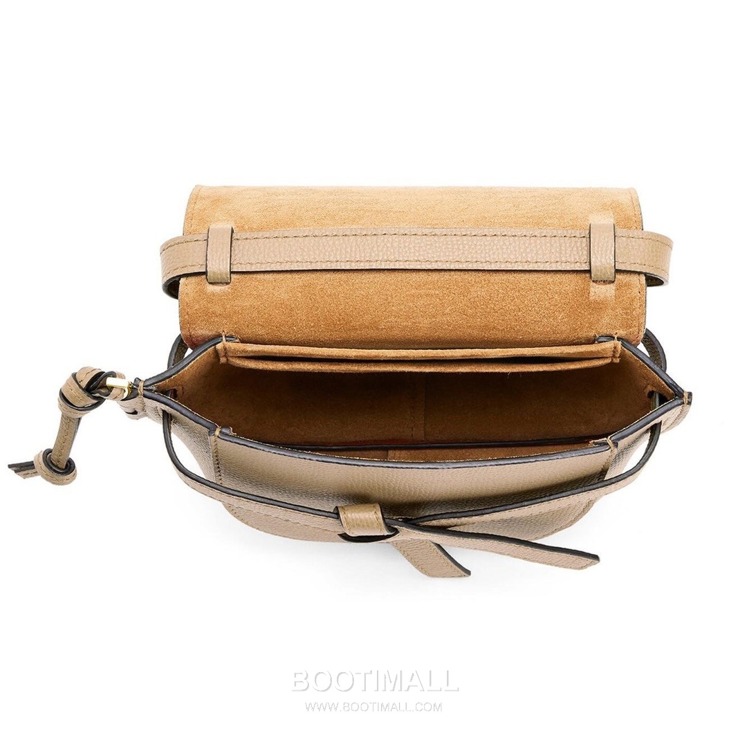 Loewe Mini Gate Dual Pebbled Calfskin Leather Shoulder Bag 89020 로에베 미니 게이트 듀얼 페블드 카프스킨 숄더 크로스백 21cm 4