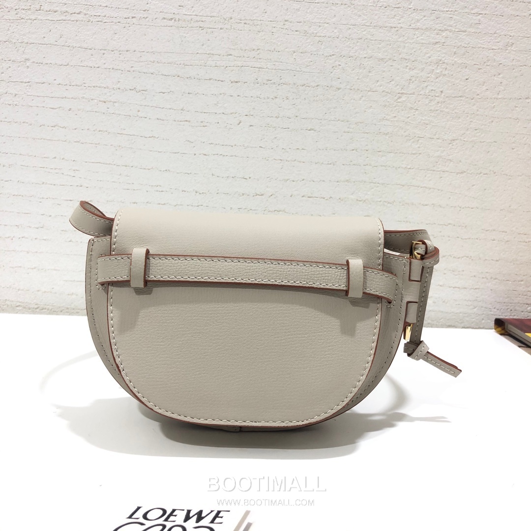 Loewe Mini Gate Dual Pebbled Calfskin Leather Shoulder Bag 89020 로에베 미니 게이트 듀얼 페블드 카프스킨 숄더 크로스백 21cm 11