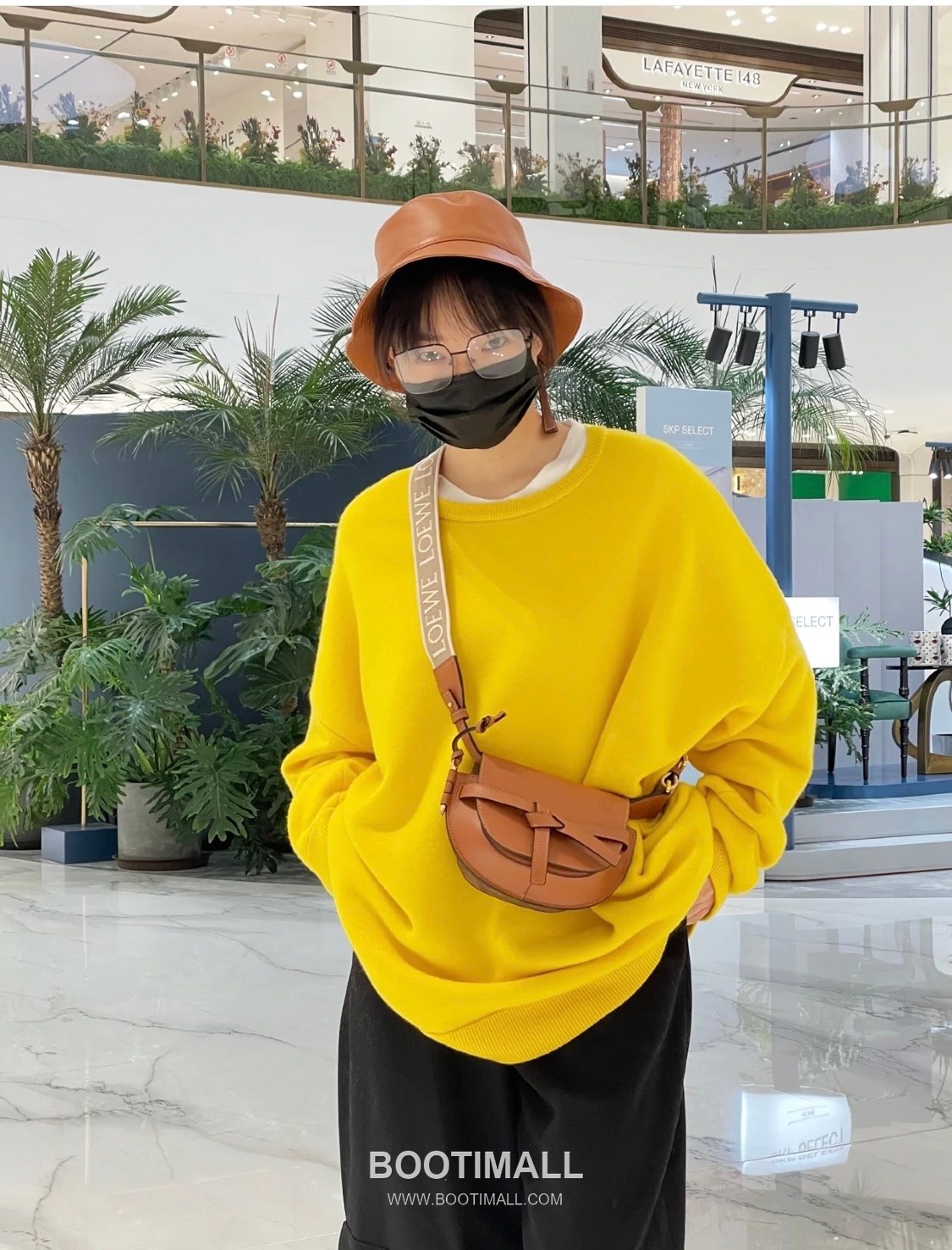 Loewe Mini Gate Dual Calfskin Leather Embroidered Strap Shoulder Bag 10121 로에베 미니 게이트 듀얼 카프스킨 자수 스트랩 숄더 크로스백 21cm 4