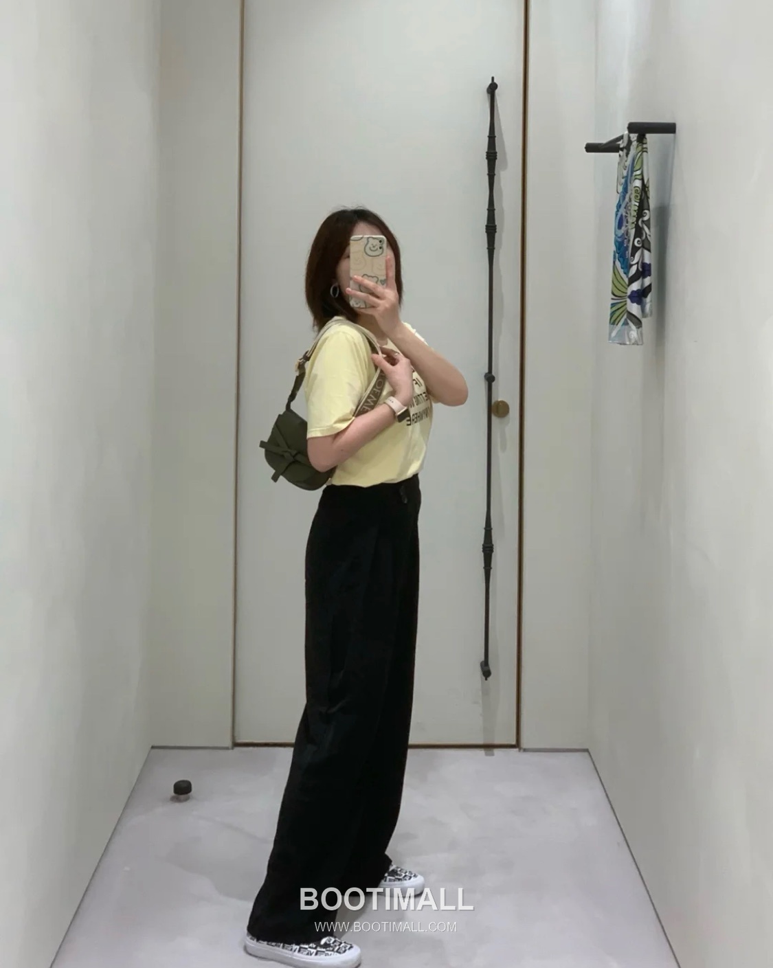 Loewe Mini Gate Dual Calfskin Leather Embroidered Strap Shoulder Bag 10121 로에베 미니 게이트 듀얼 카프스킨 자수 스트랩 숄더 크로스백 21cm 4