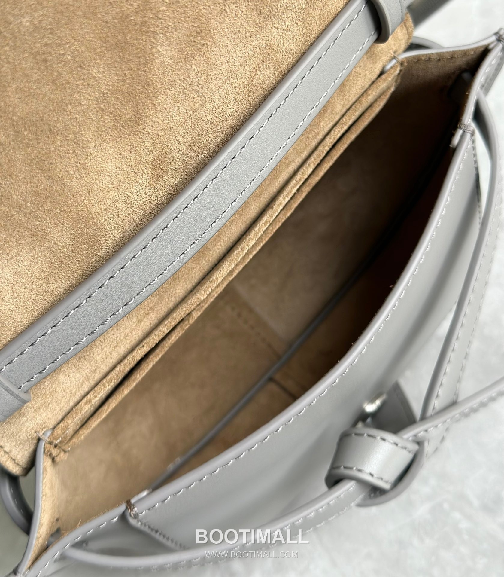 Loewe Mini Gate Dual Calfskin Leather Embroidered Strap Shoulder Bag 10121 로에베 미니 게이트 듀얼 카프스킨 자수 스트랩 숄더 크로스백 21cm 12