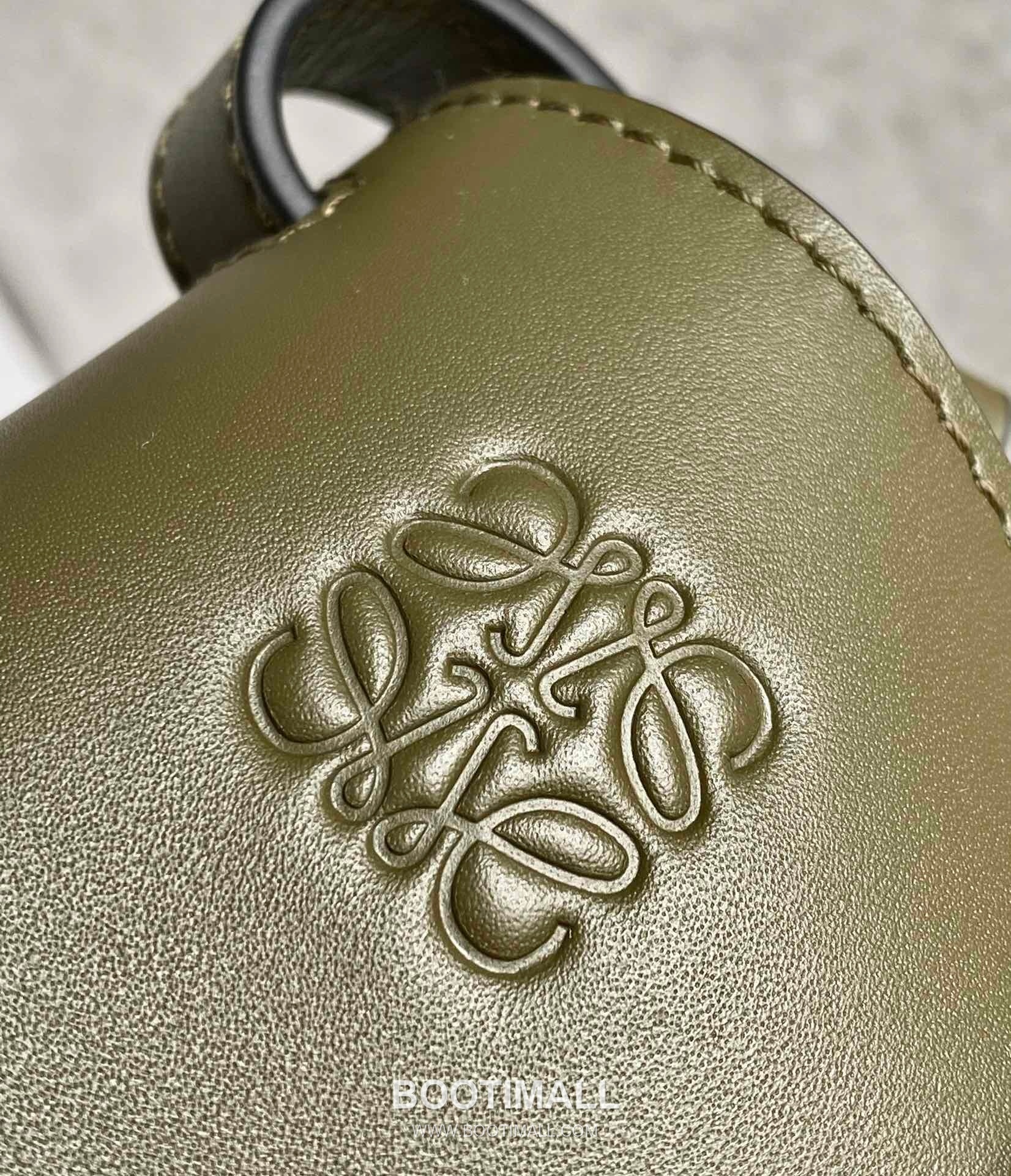 Loewe Gate Dual Calfskin Leather Embroidered Strap Shoulder Bag 10183 로에베 게이트 듀얼 카프스킨 자수 스트랩 숄더 크로스백 25cm 2