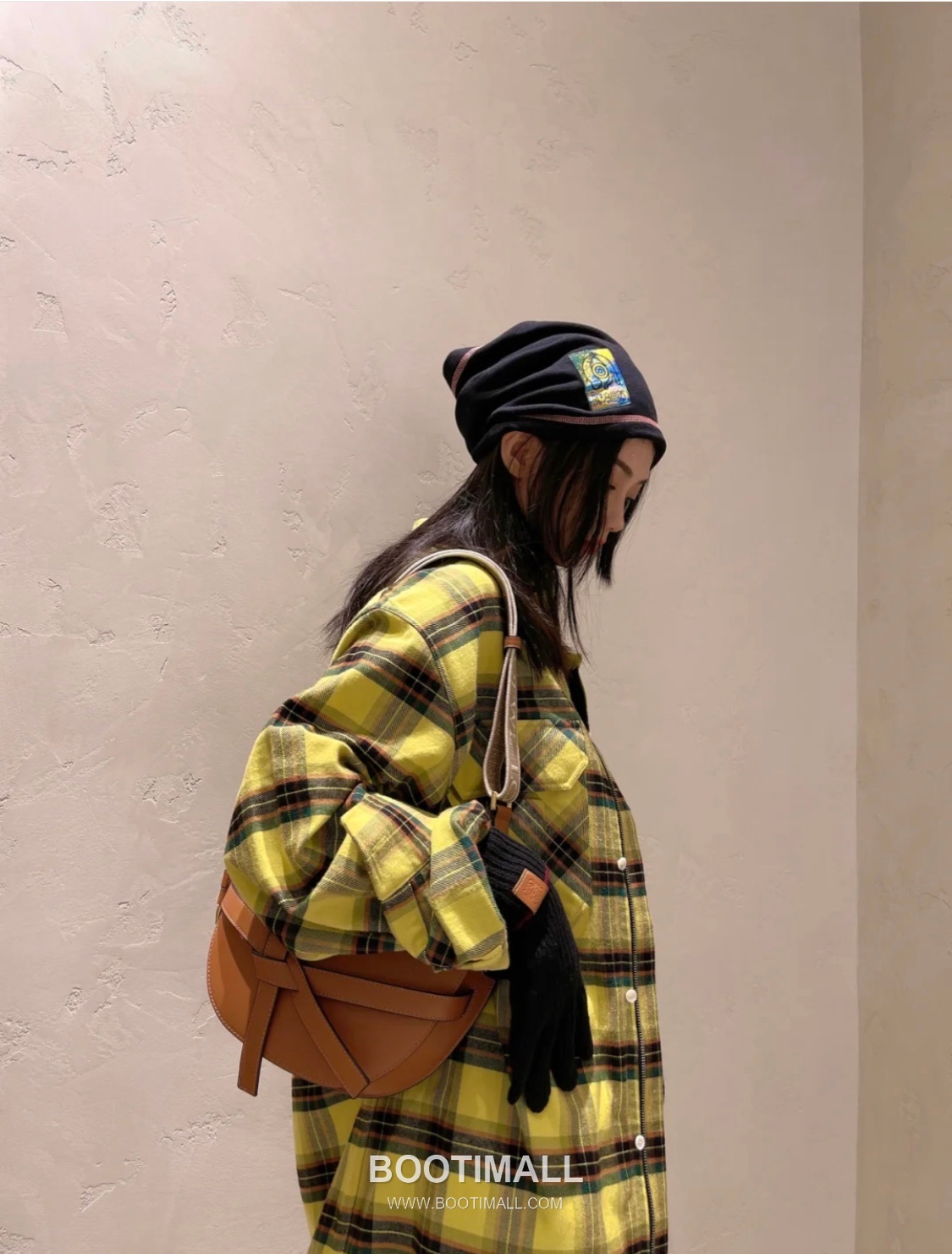 Loewe Gate Dual Calfskin Leather Embroidered Strap Shoulder Bag 10183 로에베 게이트 듀얼 카프스킨 자수 스트랩 숄더 크로스백 25cm 15