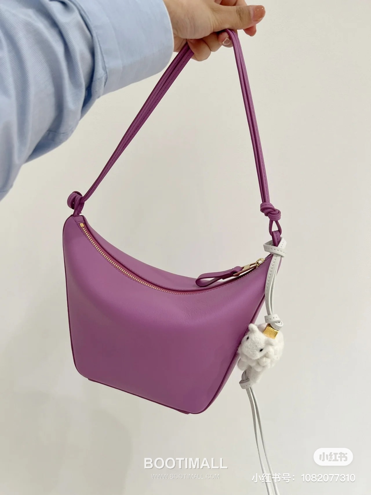 Loewe Hammock Calfskin Leather Hobo Shoulder Bag 263317 로에베 해먹 카프스킨 레더 호보 숄더 크로스백 28cm 1