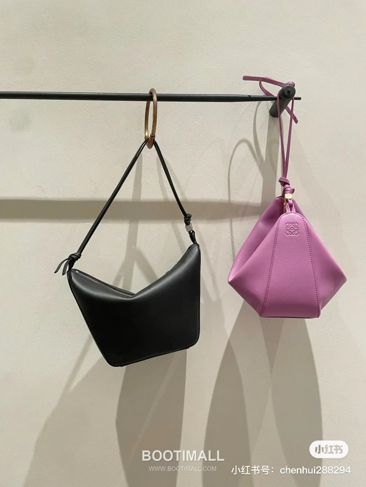 Loewe Hammock Calfskin Leather Hobo Shoulder Bag 263317 로에베 해먹 카프스킨 레더 호보 숄더 크로스백 28cm 2
