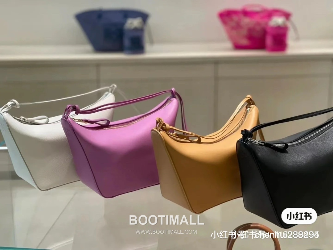 Loewe Hammock Calfskin Leather Hobo Shoulder Bag 263317 로에베 해먹 카프스킨 레더 호보 숄더 크로스백 28cm 4