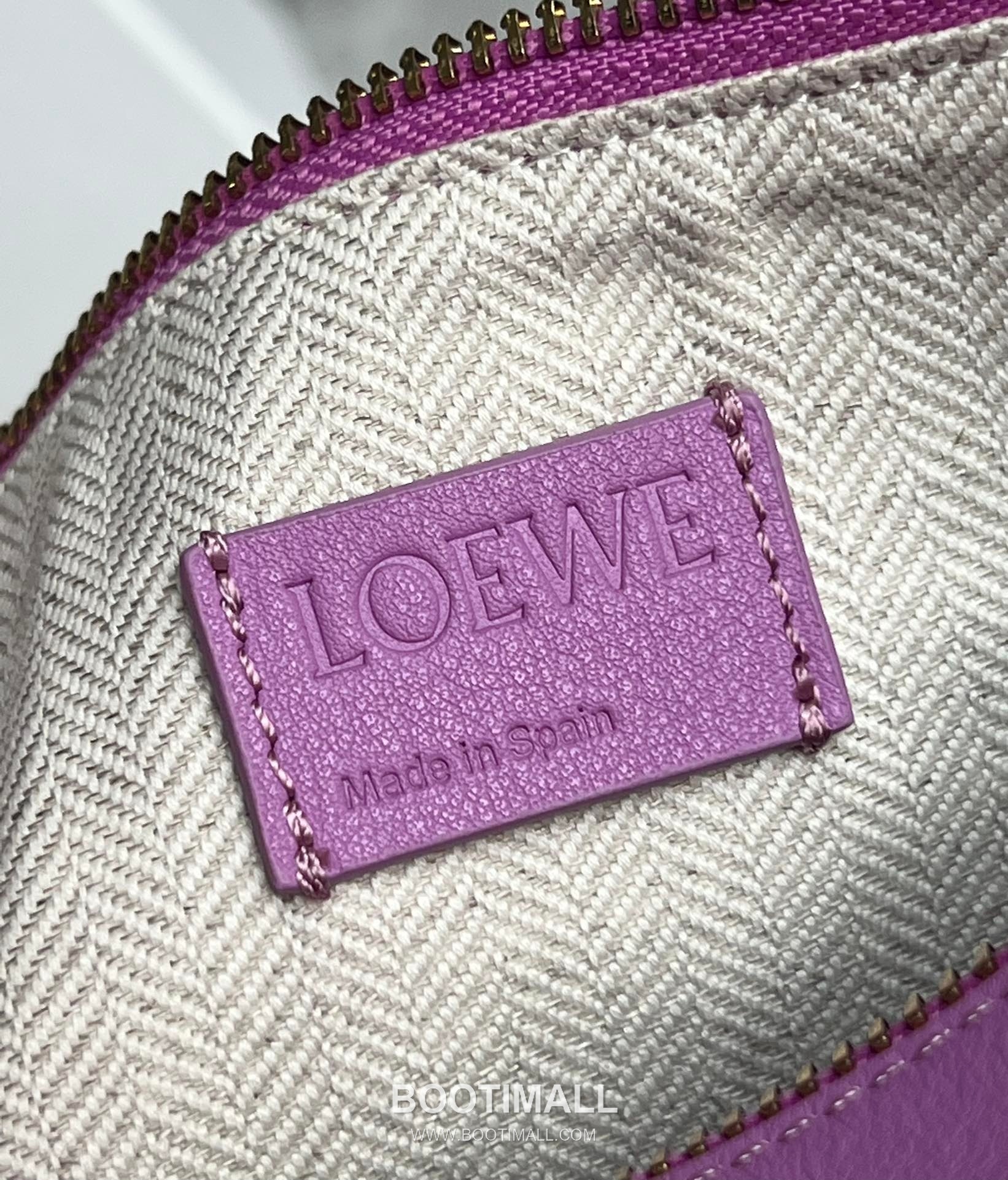 Loewe Hammock Calfskin Leather Hobo Shoulder Bag 263317 로에베 해먹 카프스킨 레더 호보 숄더 크로스백 28cm 18