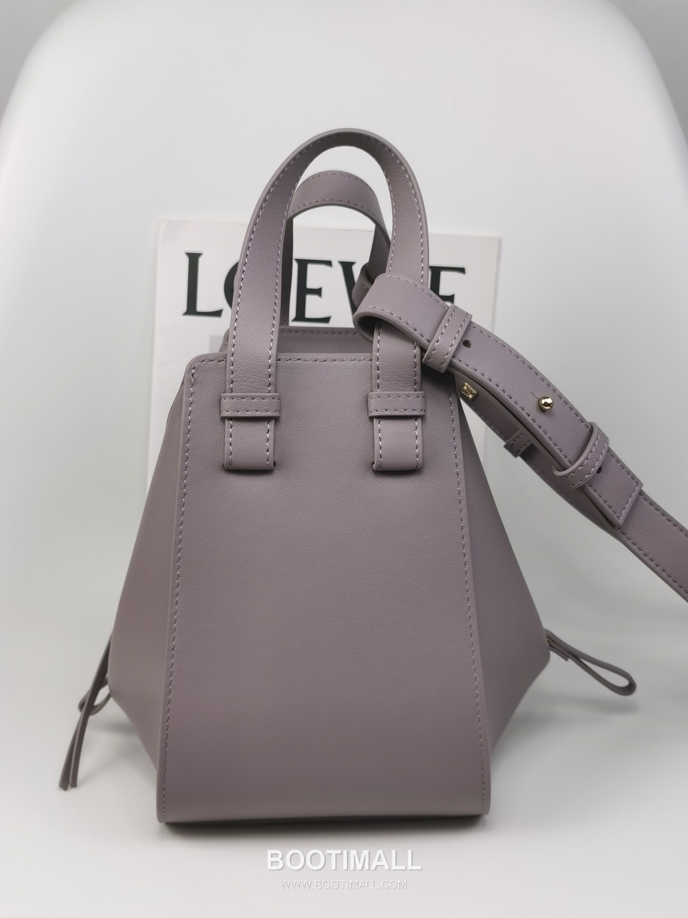 Loewe Hammock Compact Grained Calfskin Leather Shoulder Bag 8047 로에베 해먹 컴팩트 그레인 카프스킨 숄더 크로스백 20cm 6