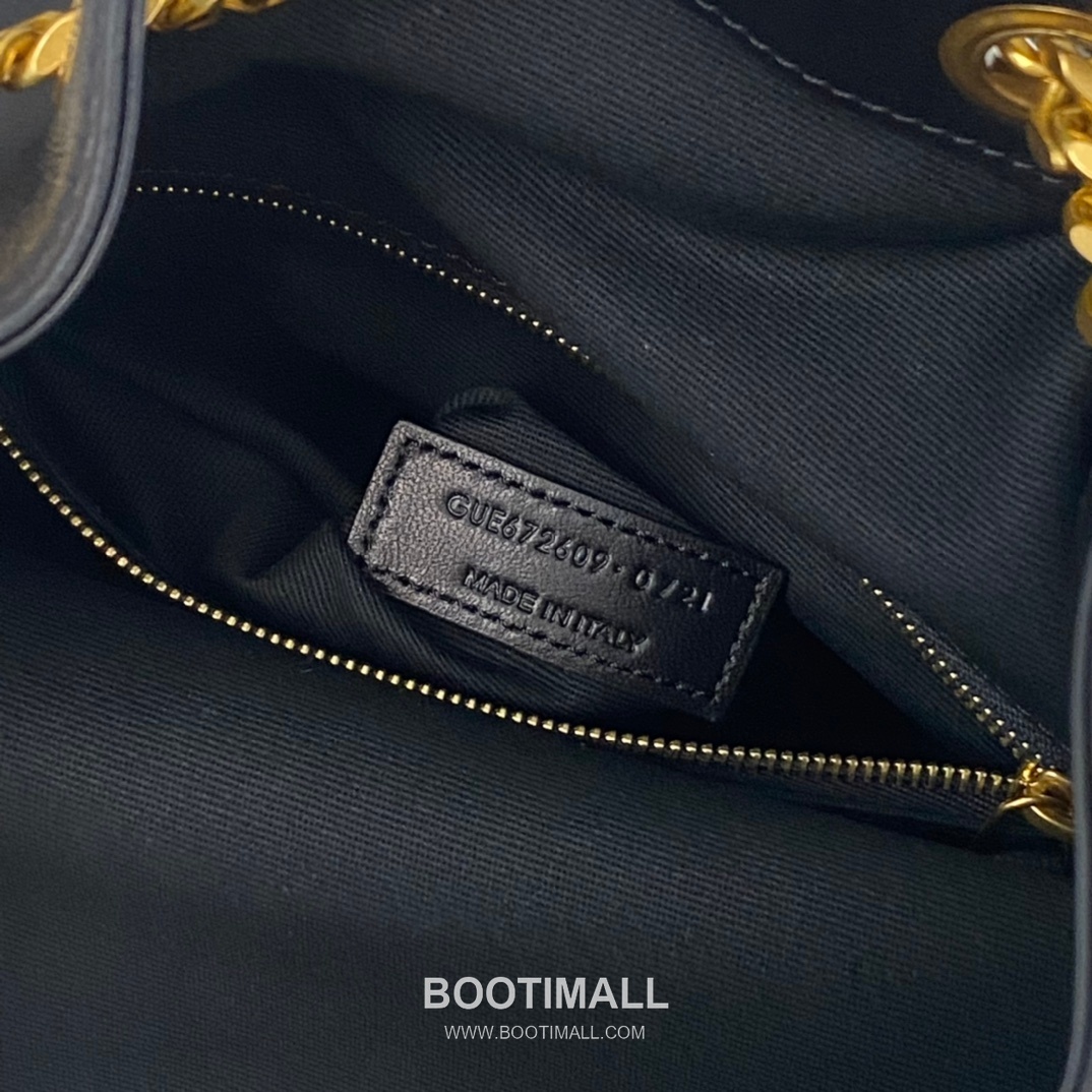 Saint Laurent Monogram Flap Pocket Lambskin Backpack 672609 생로랑 모노그램 램스킨 플랩 백팩 29cm 12