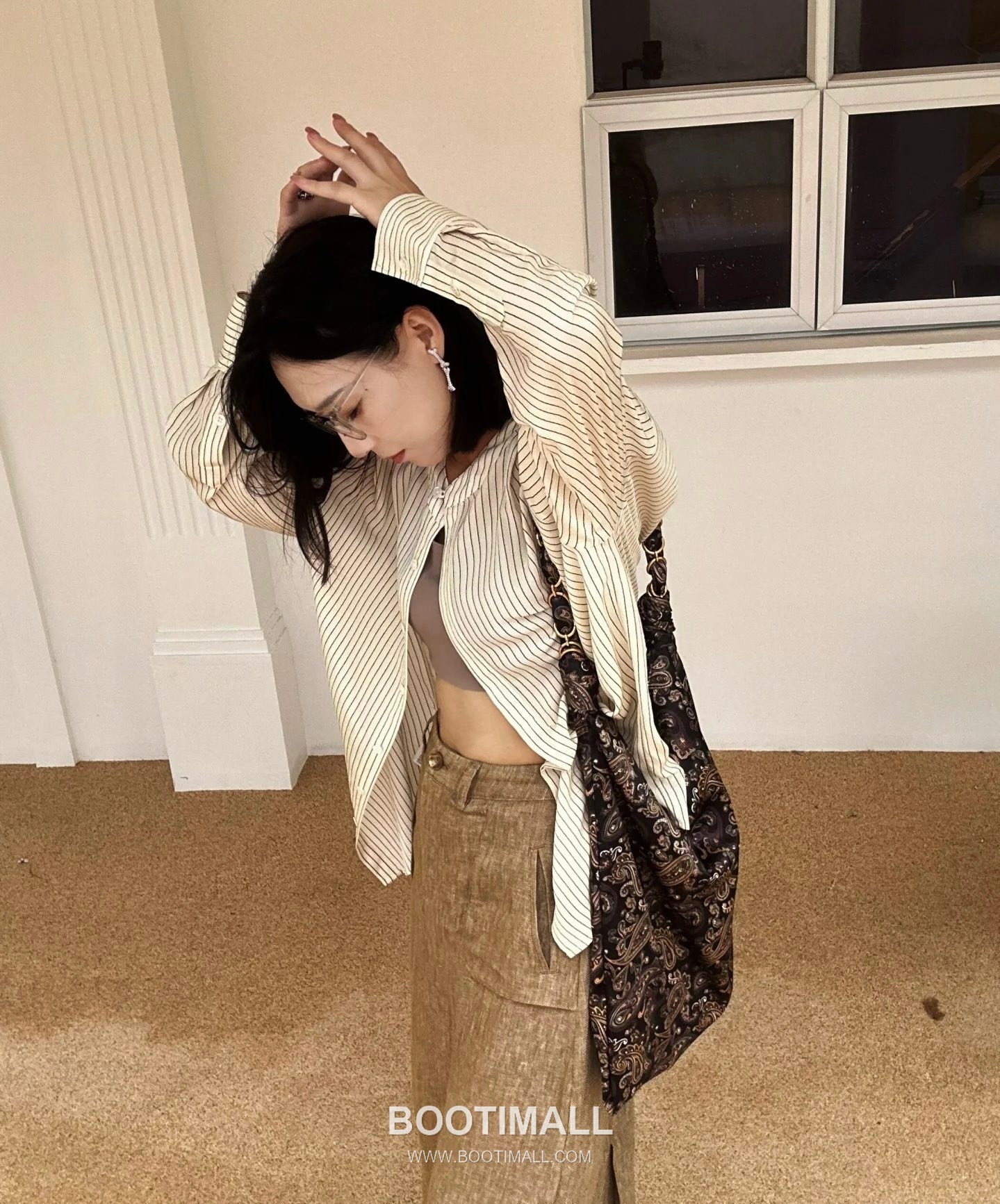 Saint Laurent Le Cassandre Paisley Print Satin Tote Bag 834750 생로랑 르 카산드르 페이즐리 프린트 새틴 토트백 47cm 2