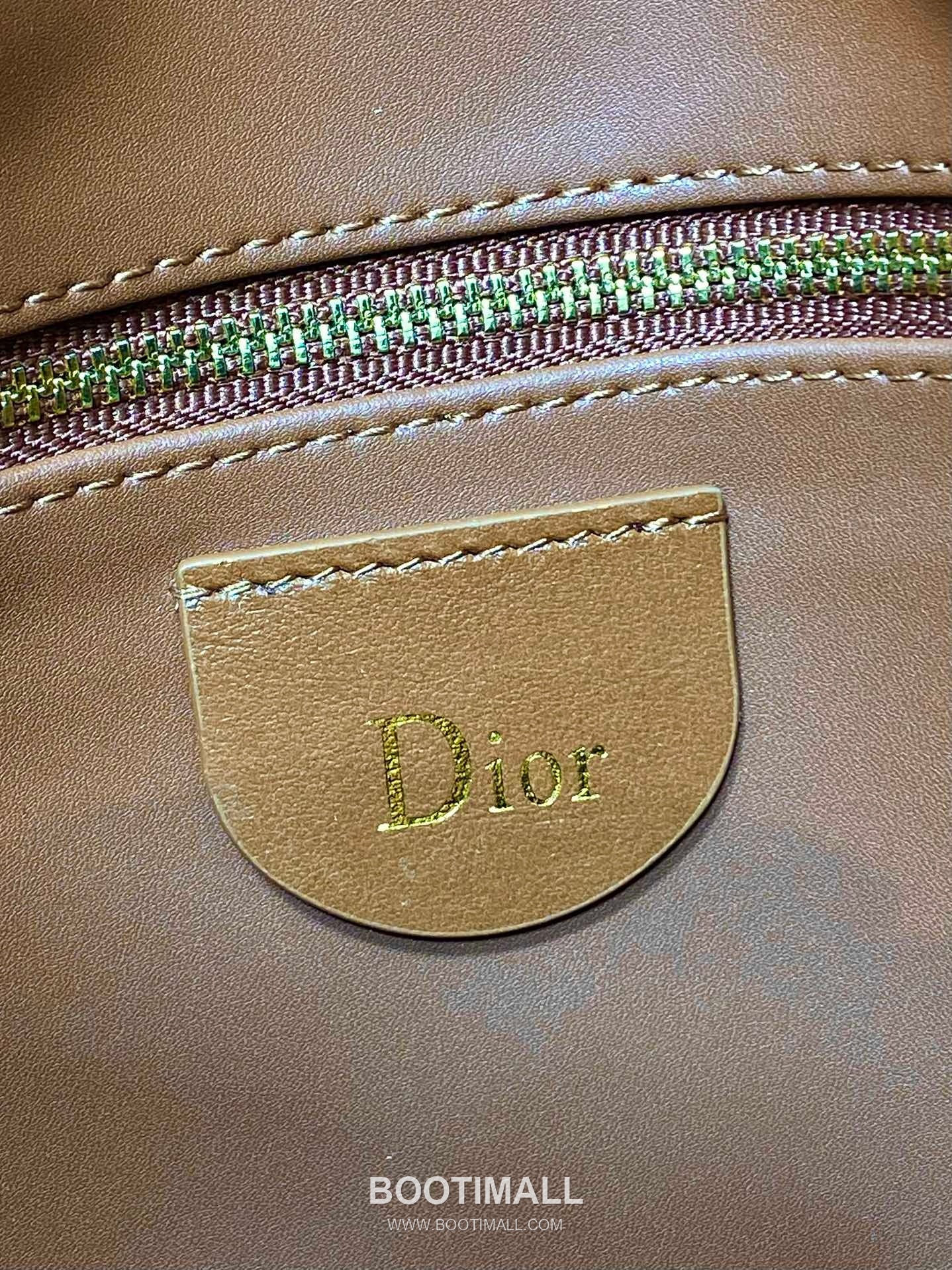 Dior Christian Dior Suede Leather Hobo Shoulder Bag 디올 크리스찬 디올 스웨이드 레더 호보 숄더 크로스백 39cm 9