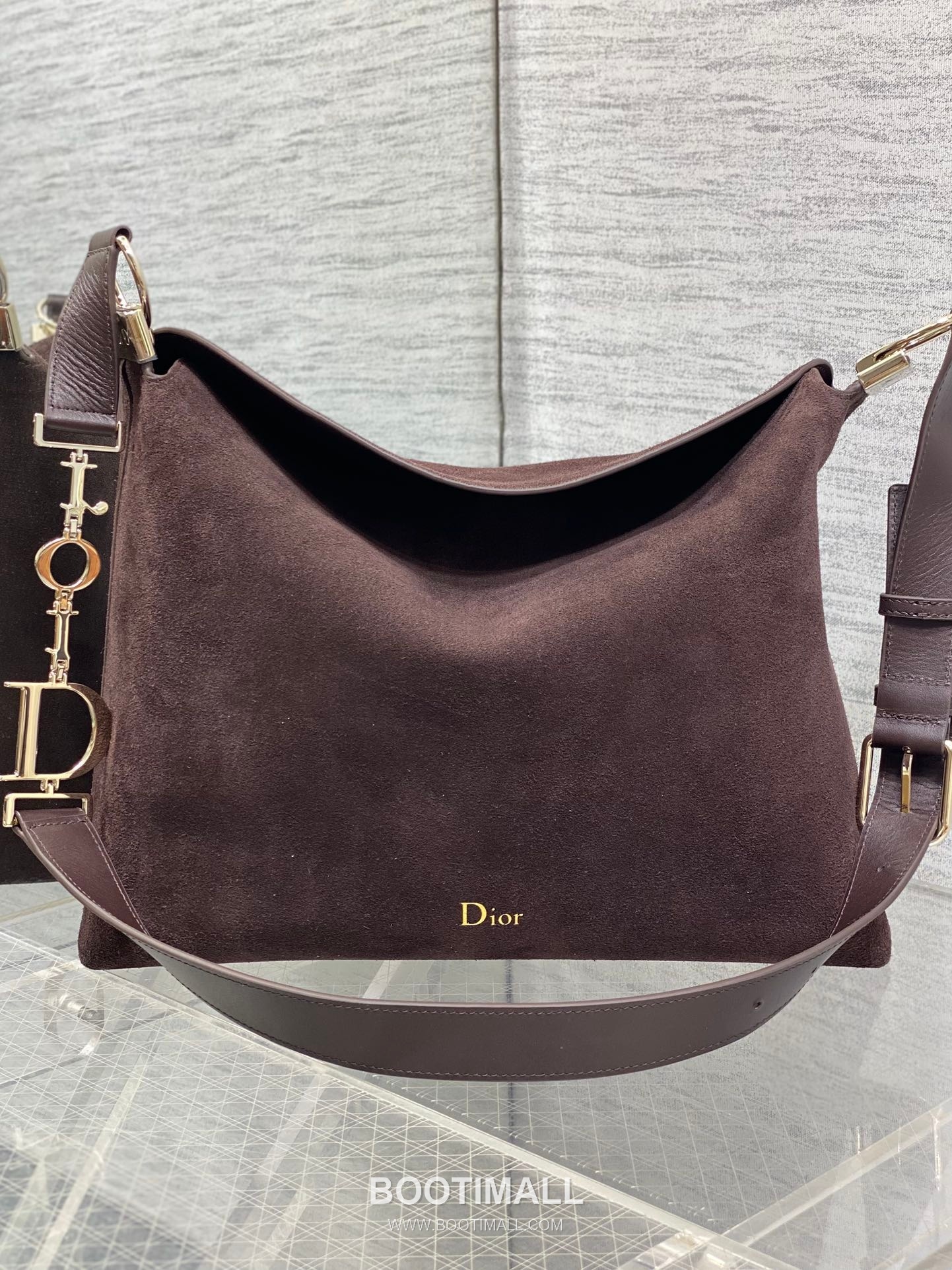 Dior Christian Dior Suede Leather Hobo Shoulder Bag 디올 크리스찬 디올 스웨이드 레더 호보 숄더 크로스백 33cm 1