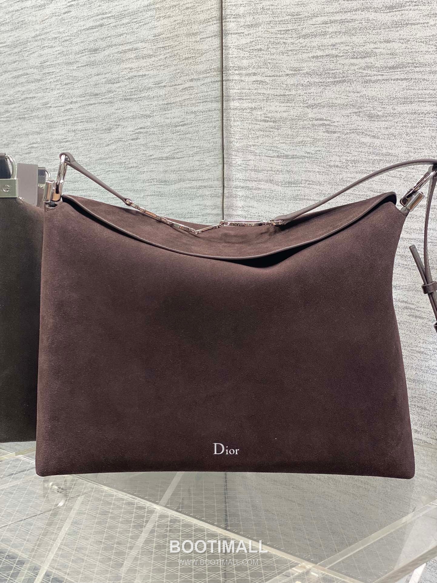 Dior Christian Dior Suede Leather Hobo Shoulder Bag 디올 크리스찬 디올 스웨이드 레더 호보 숄더 크로스백 39cm 2