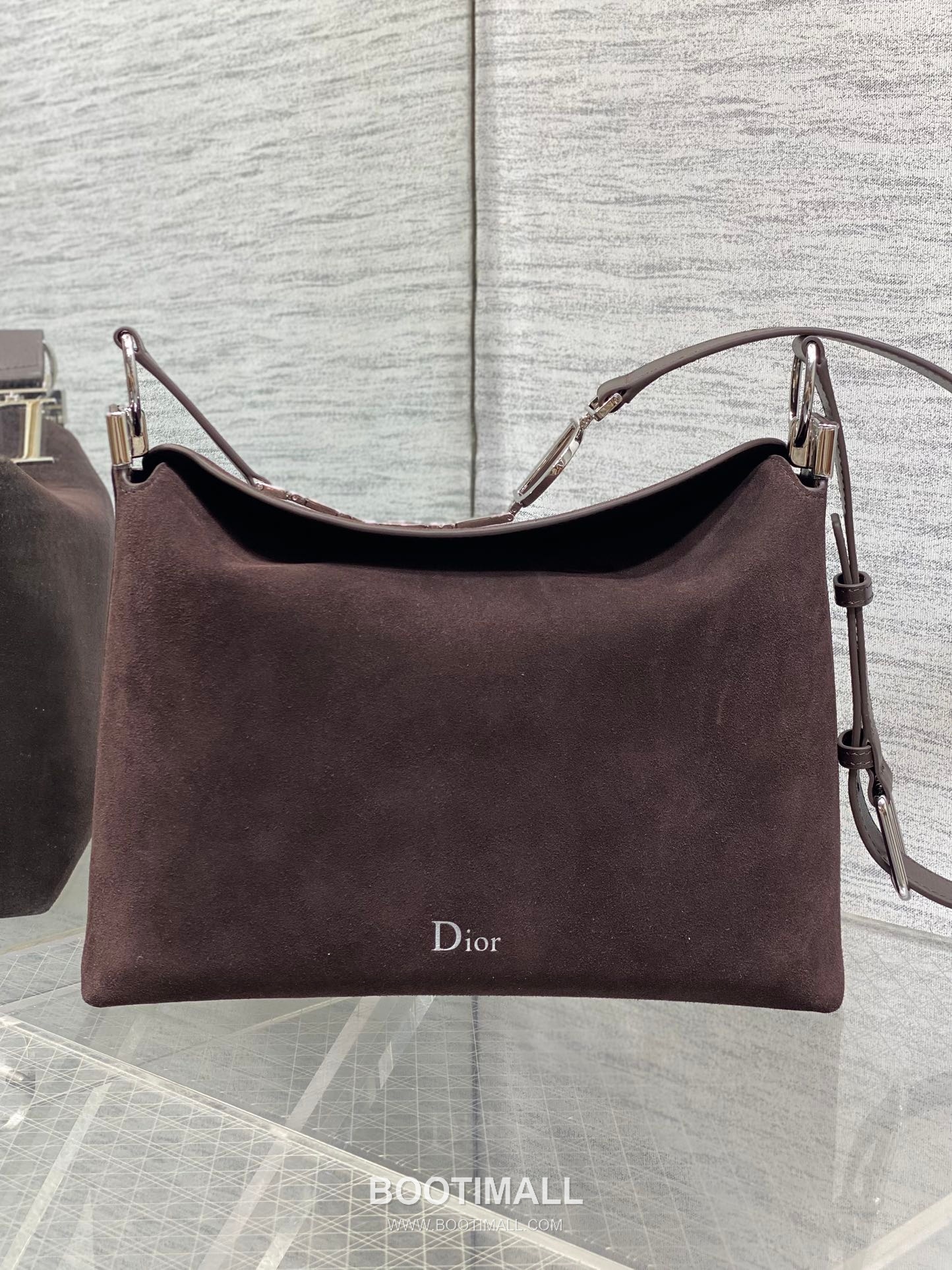 Dior Christian Dior Suede Leather Hobo Shoulder Bag 디올 크리스찬 디올 스웨이드 레더 호보 숄더 크로스백 28cm 2