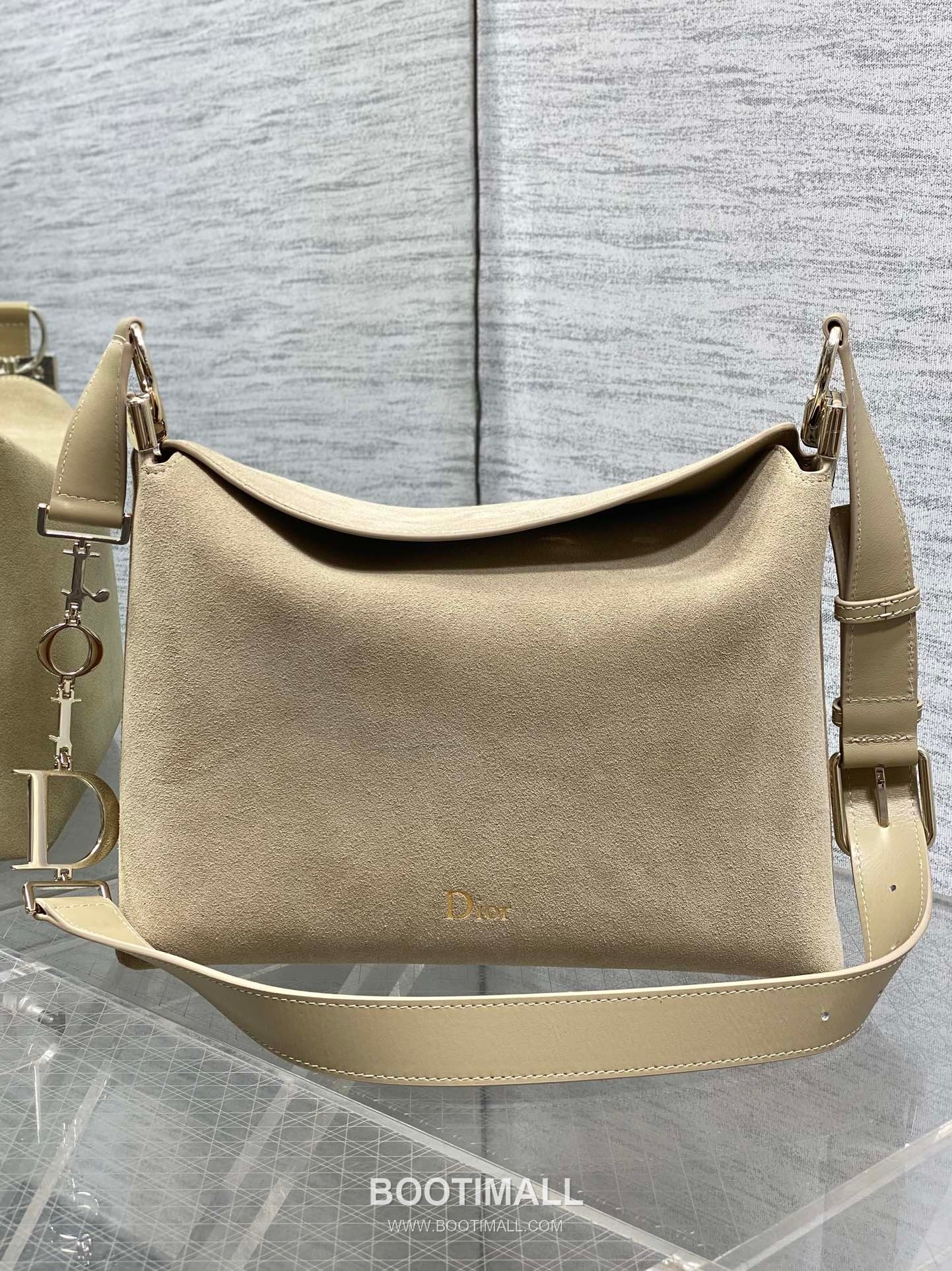 Dior Christian Dior Suede Leather Hobo Shoulder Bag 디올 크리스찬 디올 스웨이드 레더 호보 숄더 크로스백 28cm 1