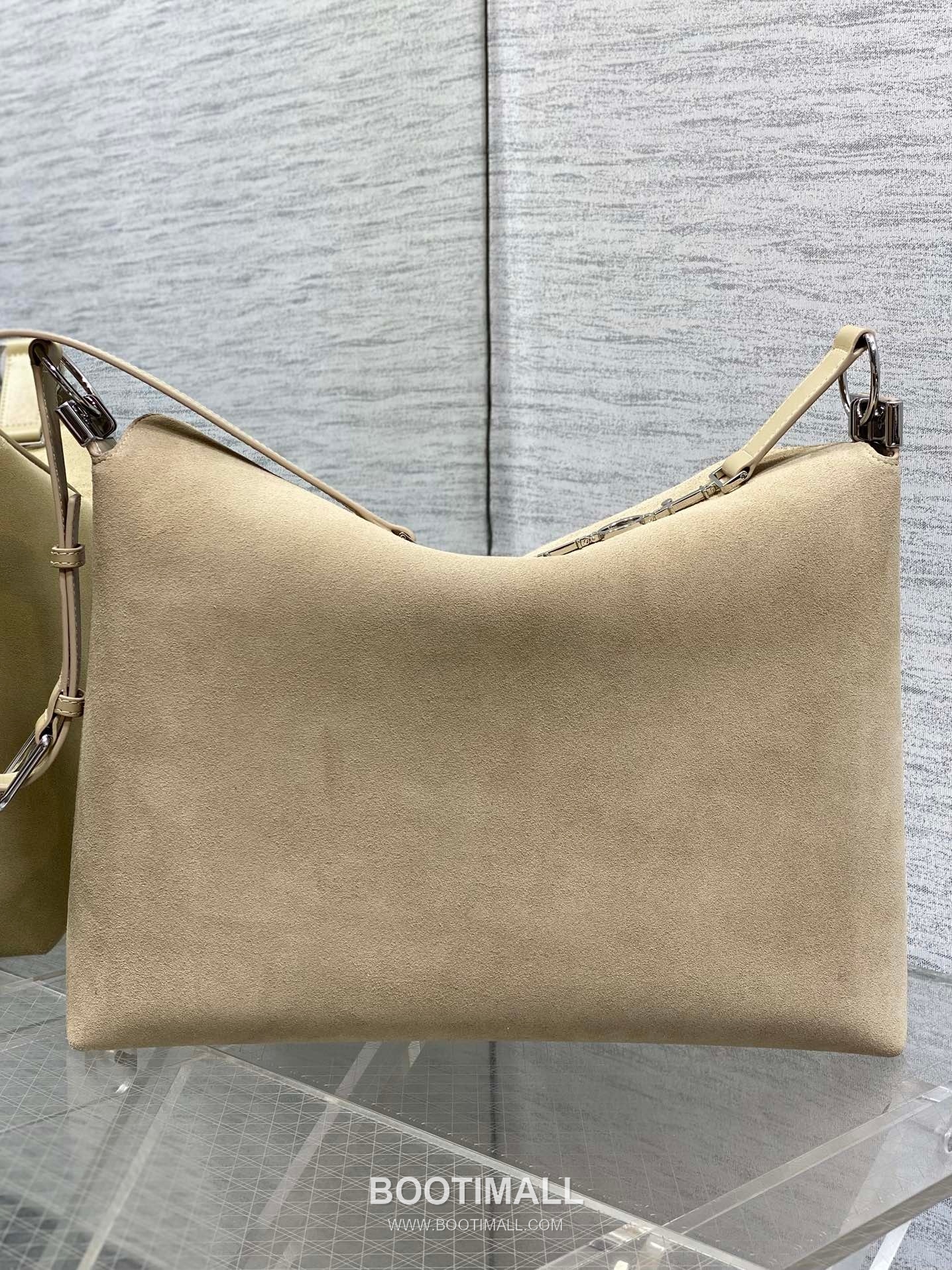 Dior Christian Dior Suede Leather Hobo Shoulder Bag 디올 크리스찬 디올 스웨이드 레더 호보 숄더 크로스백 39cm 5