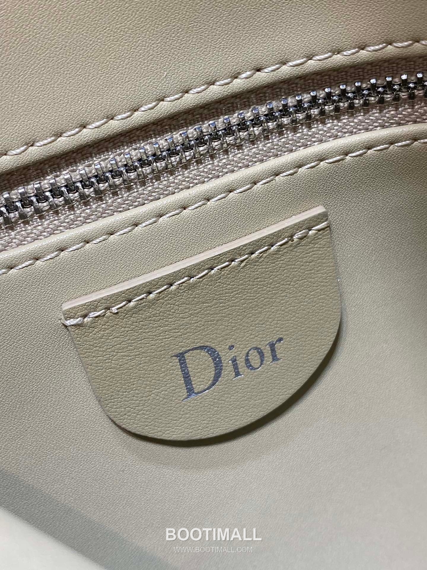 Dior Christian Dior Suede Leather Hobo Shoulder Bag 디올 크리스찬 디올 스웨이드 레더 호보 숄더 크로스백 39cm 9