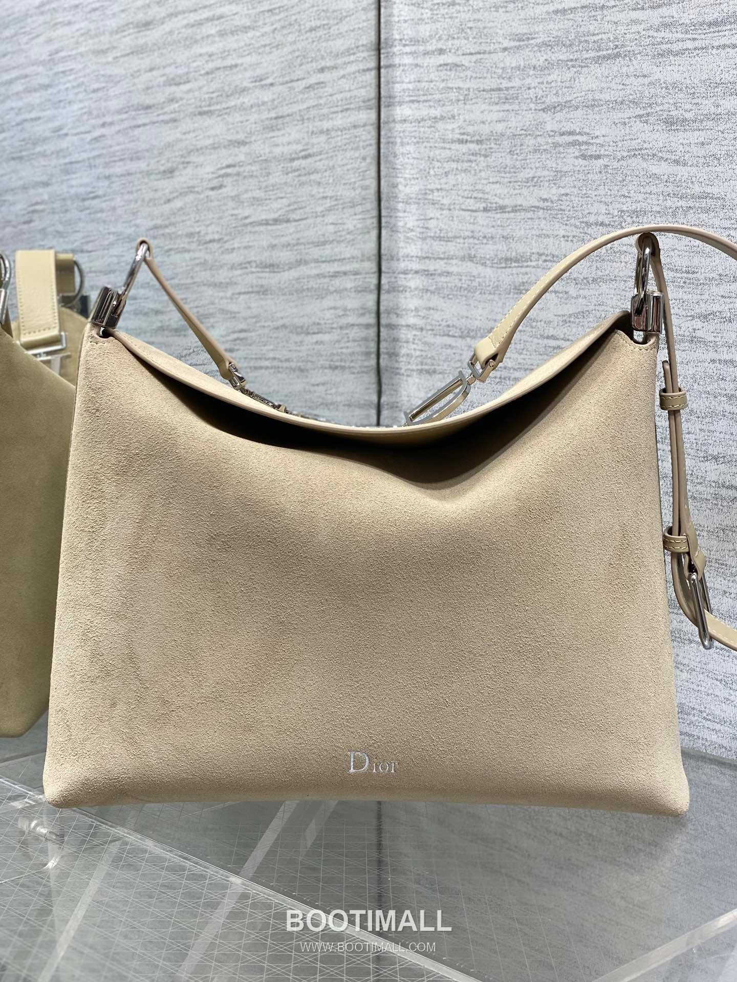 Dior Christian Dior Suede Leather Hobo Shoulder Bag 디올 크리스찬 디올 스웨이드 레더 호보 숄더 크로스백 33cm 2