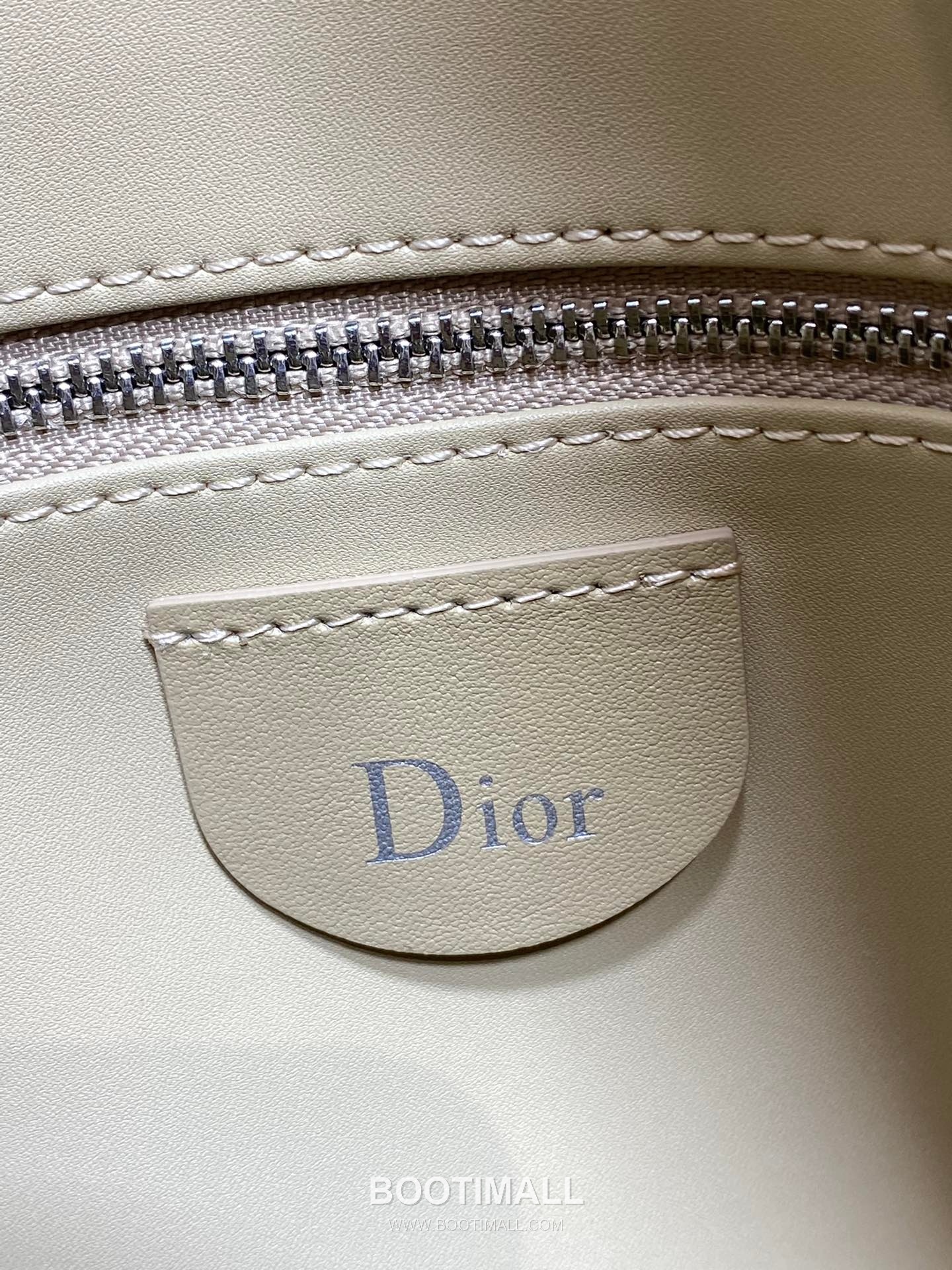 Dior Christian Dior Suede Leather Hobo Shoulder Bag 디올 크리스찬 디올 스웨이드 레더 호보 숄더 크로스백 33cm 9