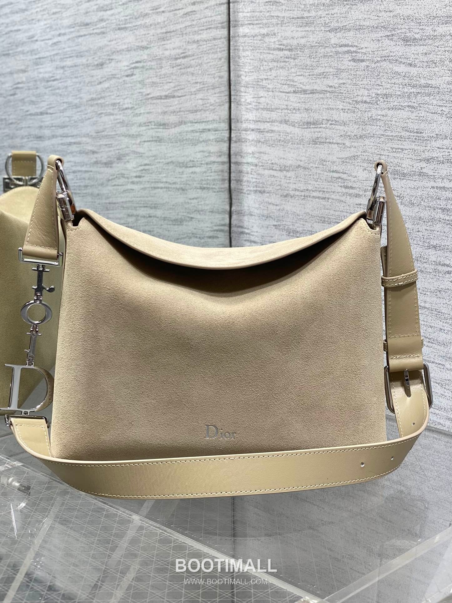 Dior Christian Dior Suede Leather Hobo Shoulder Bag 디올 크리스찬 디올 스웨이드 레더 호보 숄더 크로스백 28cm 1