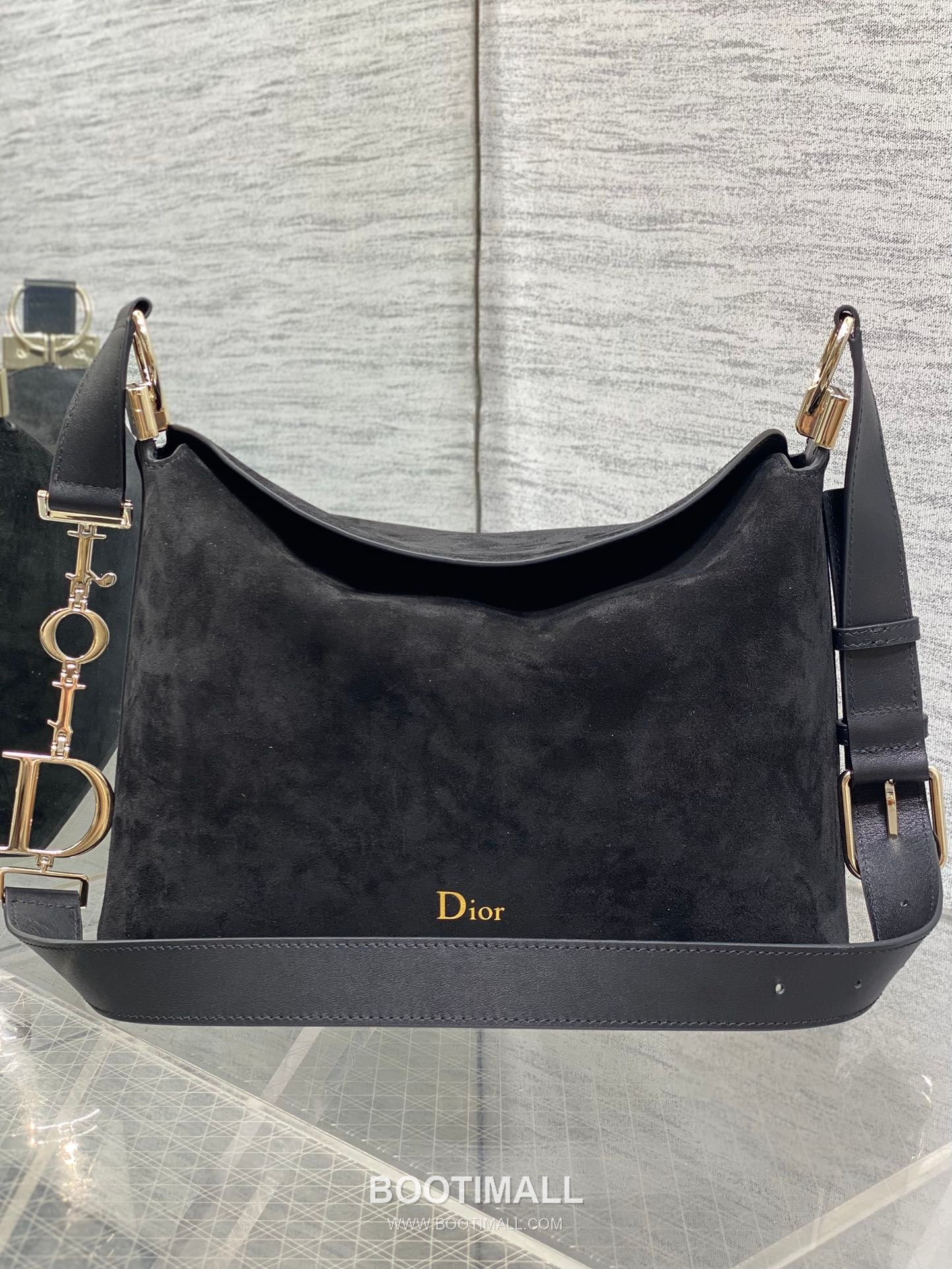 Dior Christian Dior Suede Leather Hobo Shoulder Bag 디올 크리스찬 디올 스웨이드 레더 호보 숄더 크로스백 28cm 1