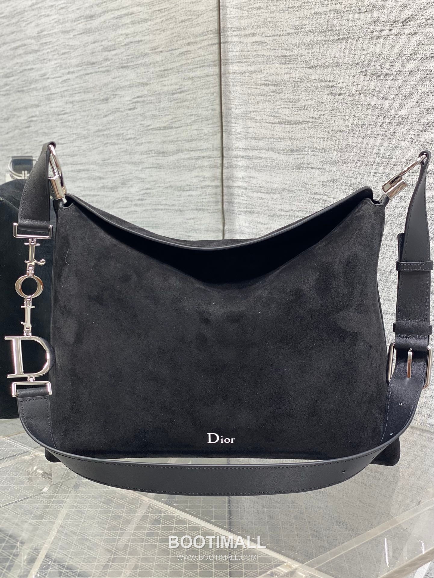Dior Christian Dior Suede Leather Hobo Shoulder Bag 디올 크리스찬 디올 스웨이드 레더 호보 숄더 크로스백 33cm 1