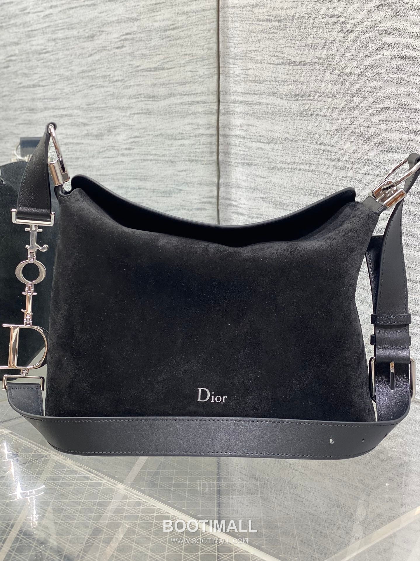 Dior Christian Dior Suede Leather Hobo Shoulder Bag 디올 크리스찬 디올 스웨이드 레더 호보 숄더 크로스백 28cm 1