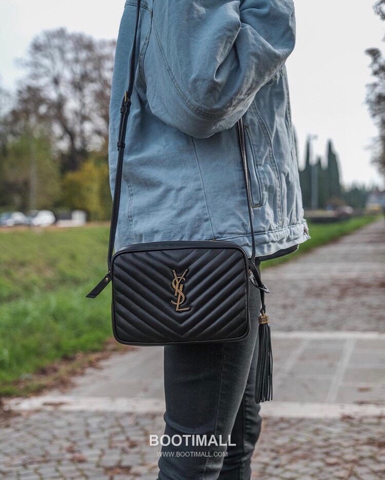 Saint Laurent Lou Calfskin Leather Camera Bag 574494 생로랑 루 카프스킨 레더 카메라 크로스백 23cm 3