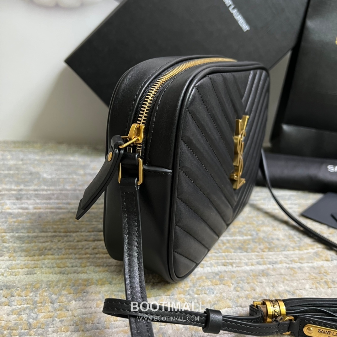 Saint Laurent Lou Calfskin Leather Camera Bag 574494 생로랑 루 카프스킨 레더 카메라 크로스백 23cm 12