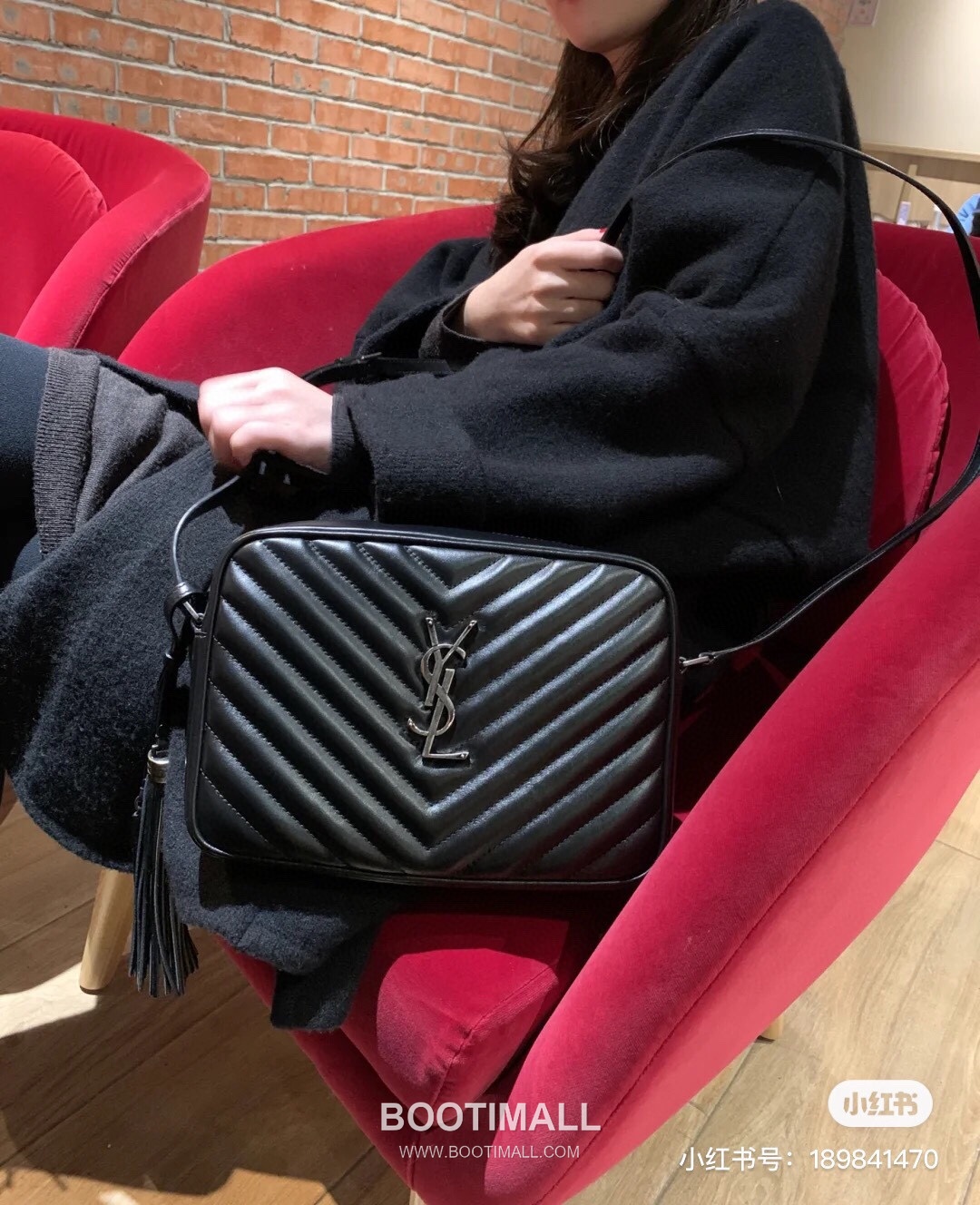 Saint Laurent Lou Calfskin Leather Camera Bag 574494 생로랑 루 카프스킨 레더 카메라 크로스백 23cm 5