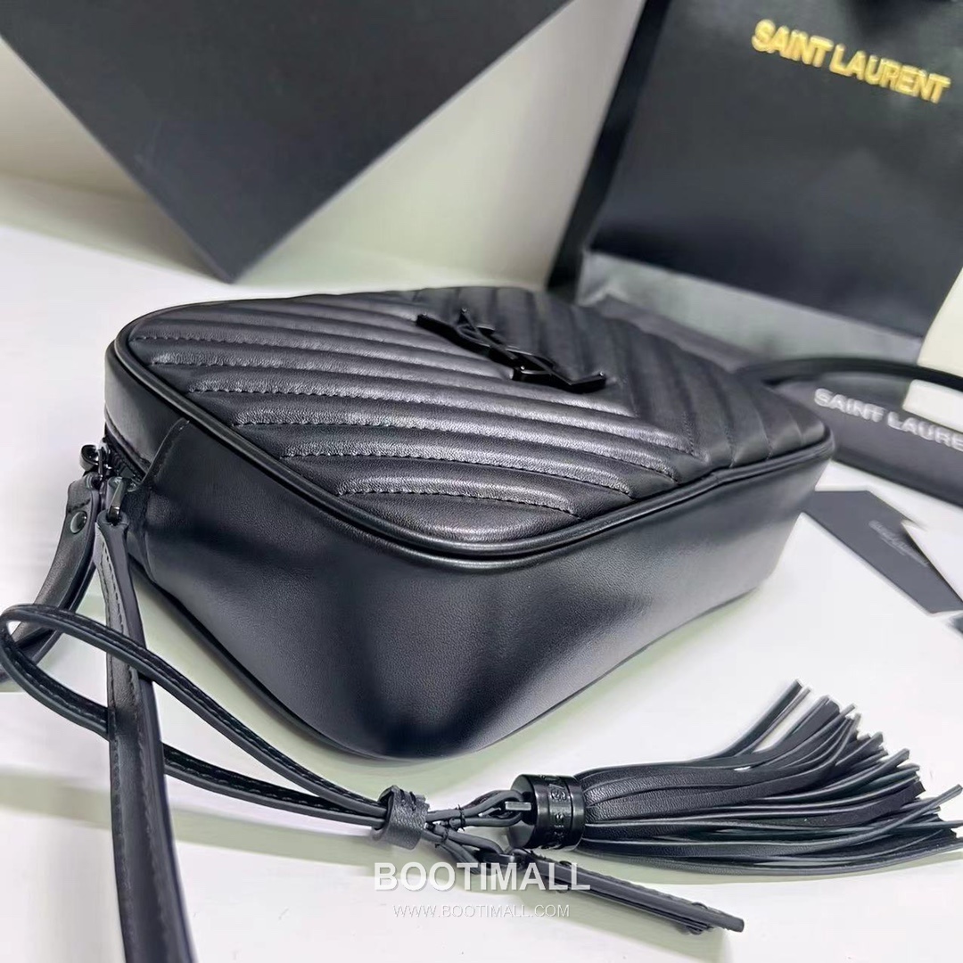 Saint Laurent Lou Calfskin Leather Camera Bag 574494 생로랑 루 카프스킨 레더 카메라 크로스백 23cm 13