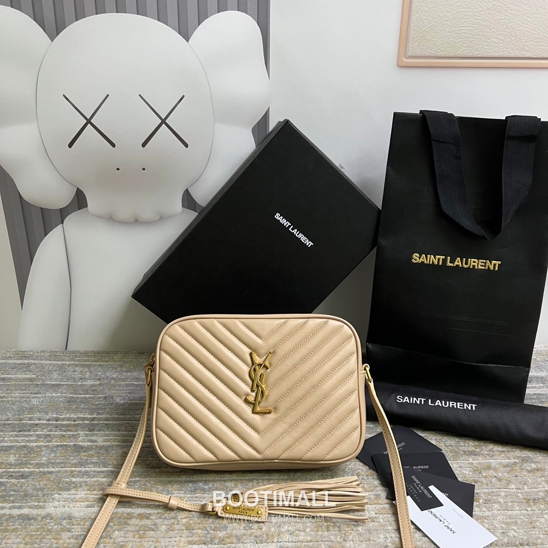 Saint Laurent Lou Calfskin Leather Camera Bag 574494 생로랑 루 카프스킨 레더 카메라 크로스백 23cm 1