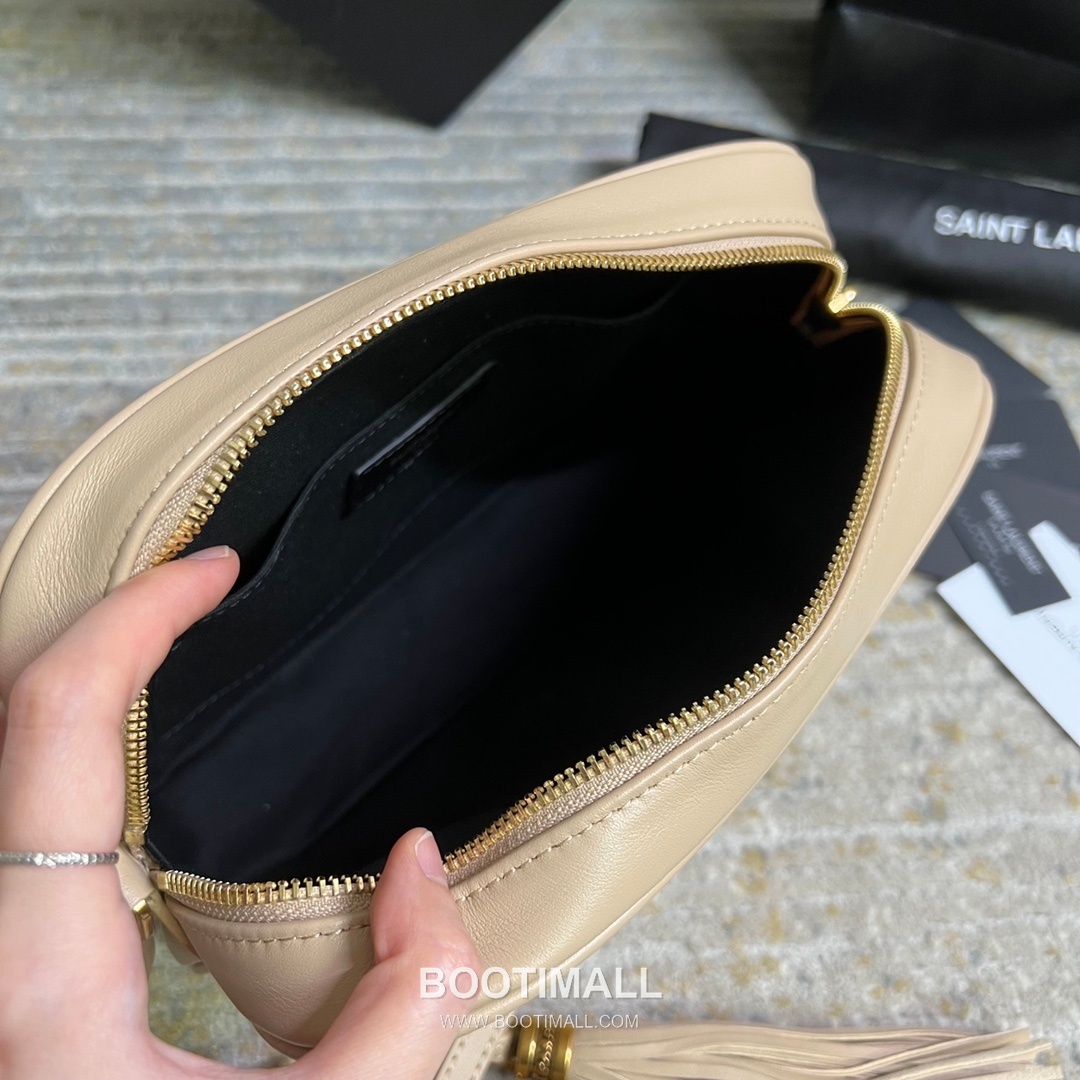 Saint Laurent Lou Calfskin Leather Camera Bag 574494 생로랑 루 카프스킨 레더 카메라 크로스백 23cm 7
