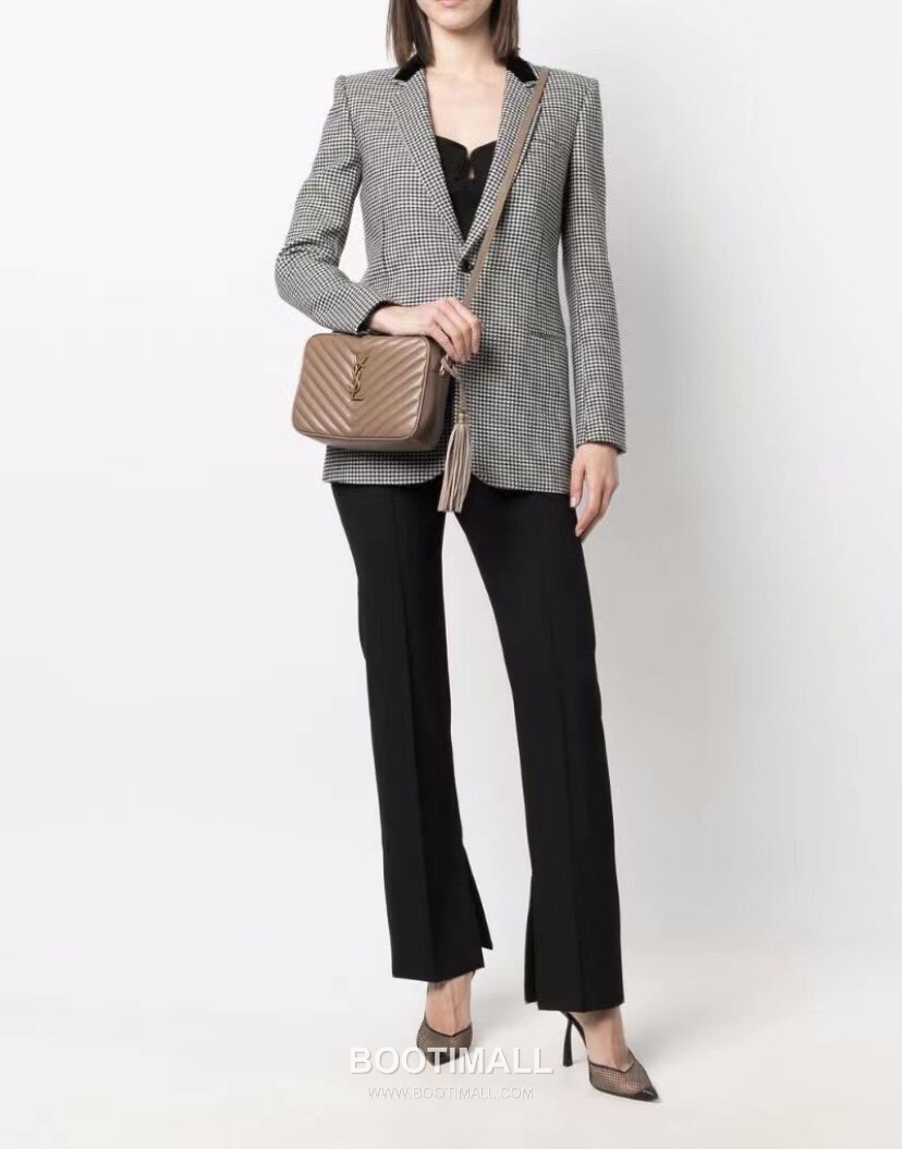 Saint Laurent Lou Calfskin Leather Camera Bag 574494 생로랑 루 카프스킨 레더 카메라 크로스백 23cm 4